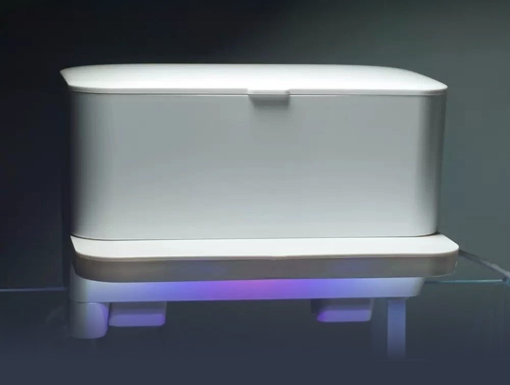 純白機身設計簡潔時尚,擺放家中任何角落都能成為視覺焦點,提升整體質感