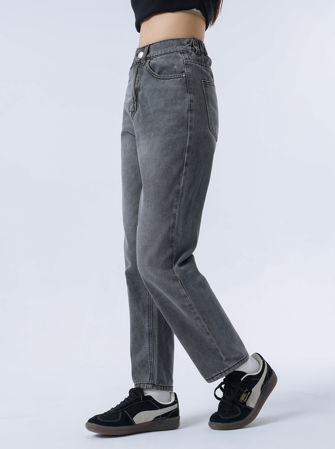 修身後鬆緊錐形牛仔長褲