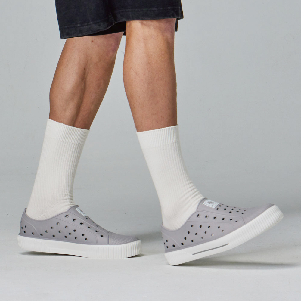 moz瑞典 駝鹿 雙色洞洞餅乾水鞋 (水泥灰) 全球首創 舒適厚底 防潑水+全防水-附鞋扣