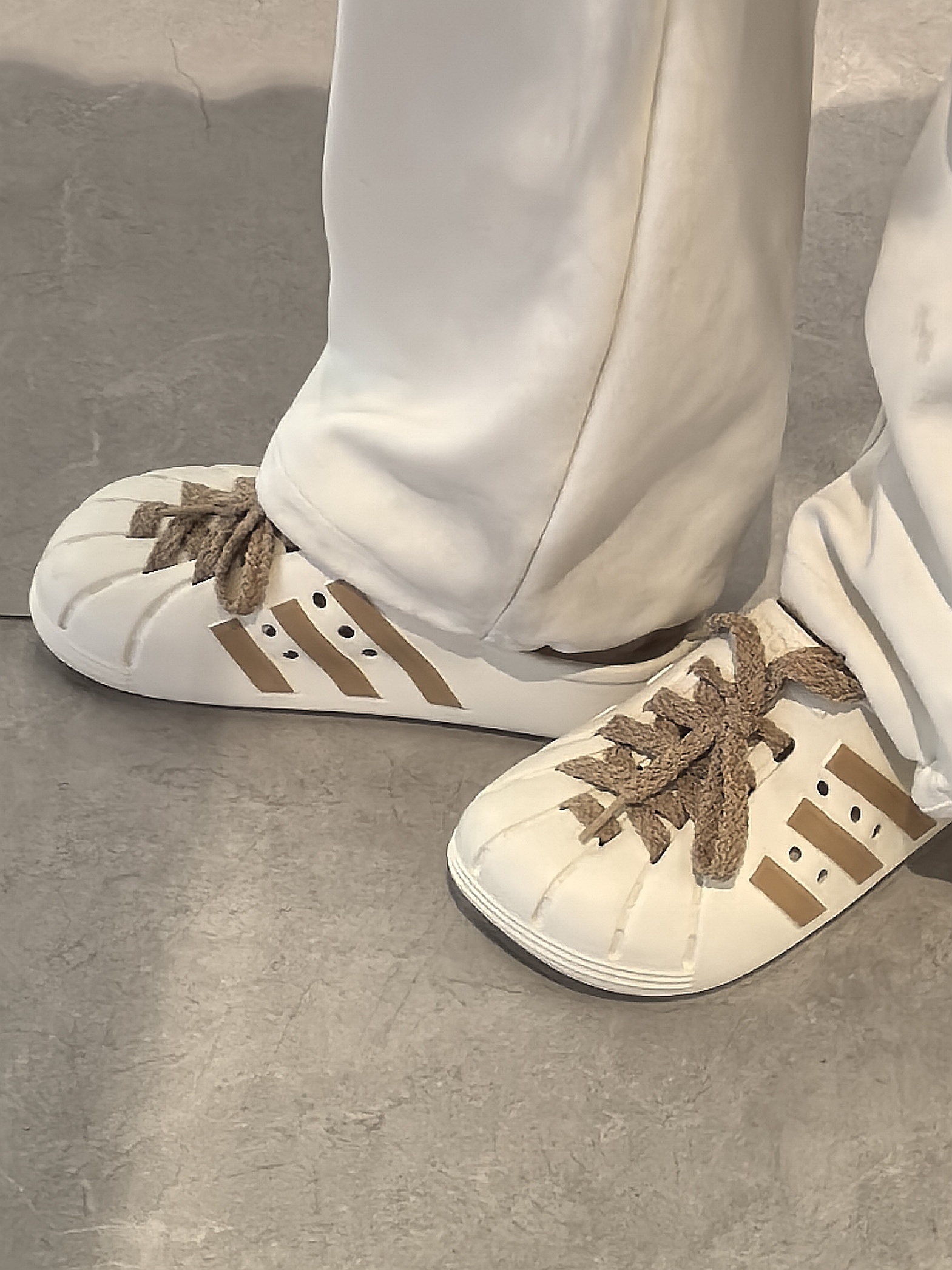 ADIDAS ADILETTE CLOGS 懶人鞋 洞洞拖鞋 防水 海鹽泰奶 棕橘 咖啡 米色 鞋帶款 男女鞋 JQ2117 / 預購