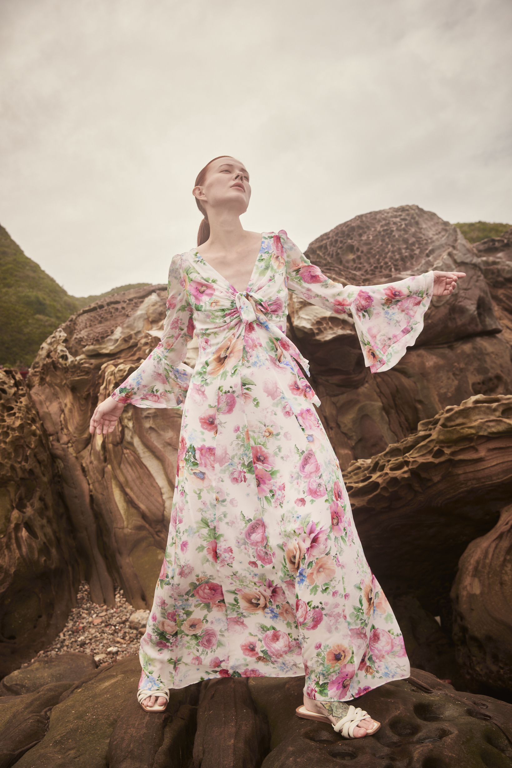 BE10119E1 玫瑰碎花度假長洋