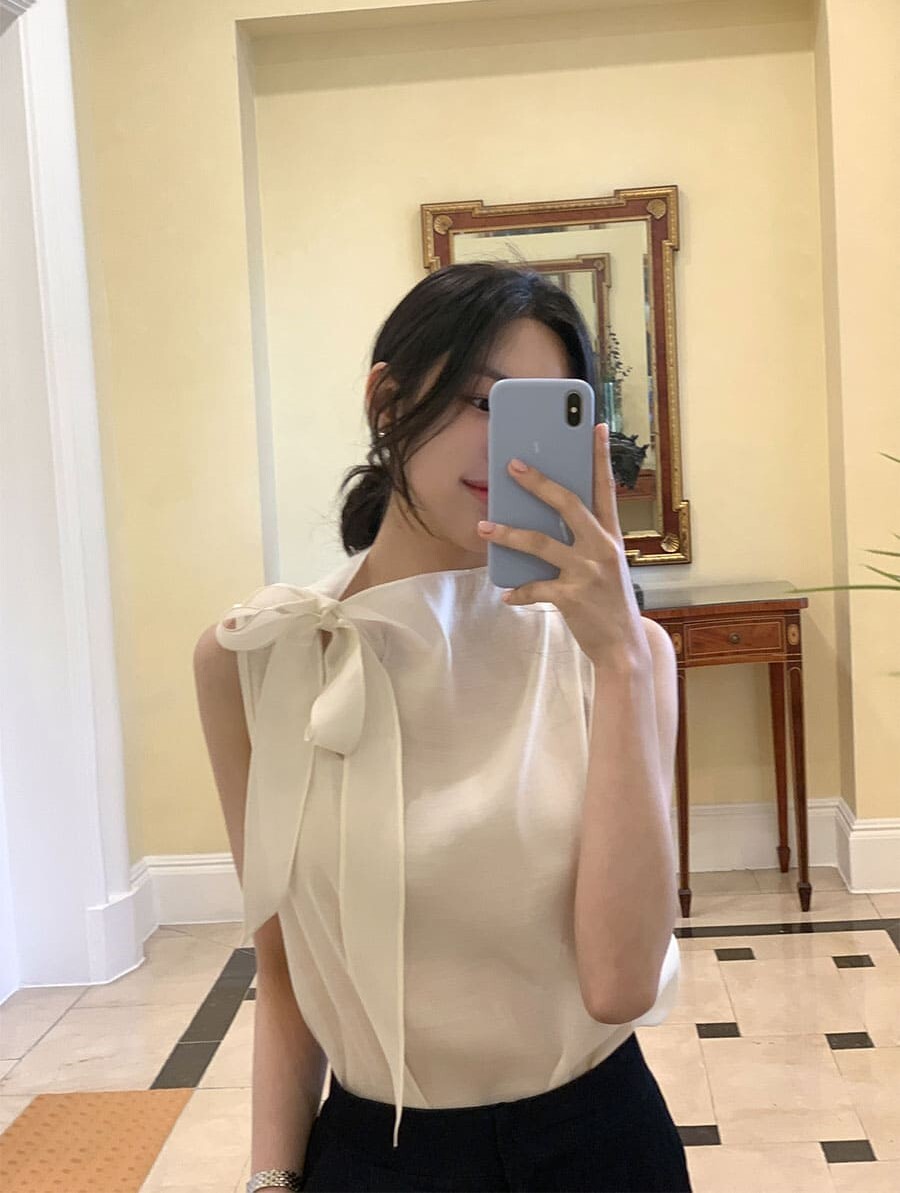 韓國Cherrykoko授權 時髦仙女薄透天絲綁帶無袖上衣