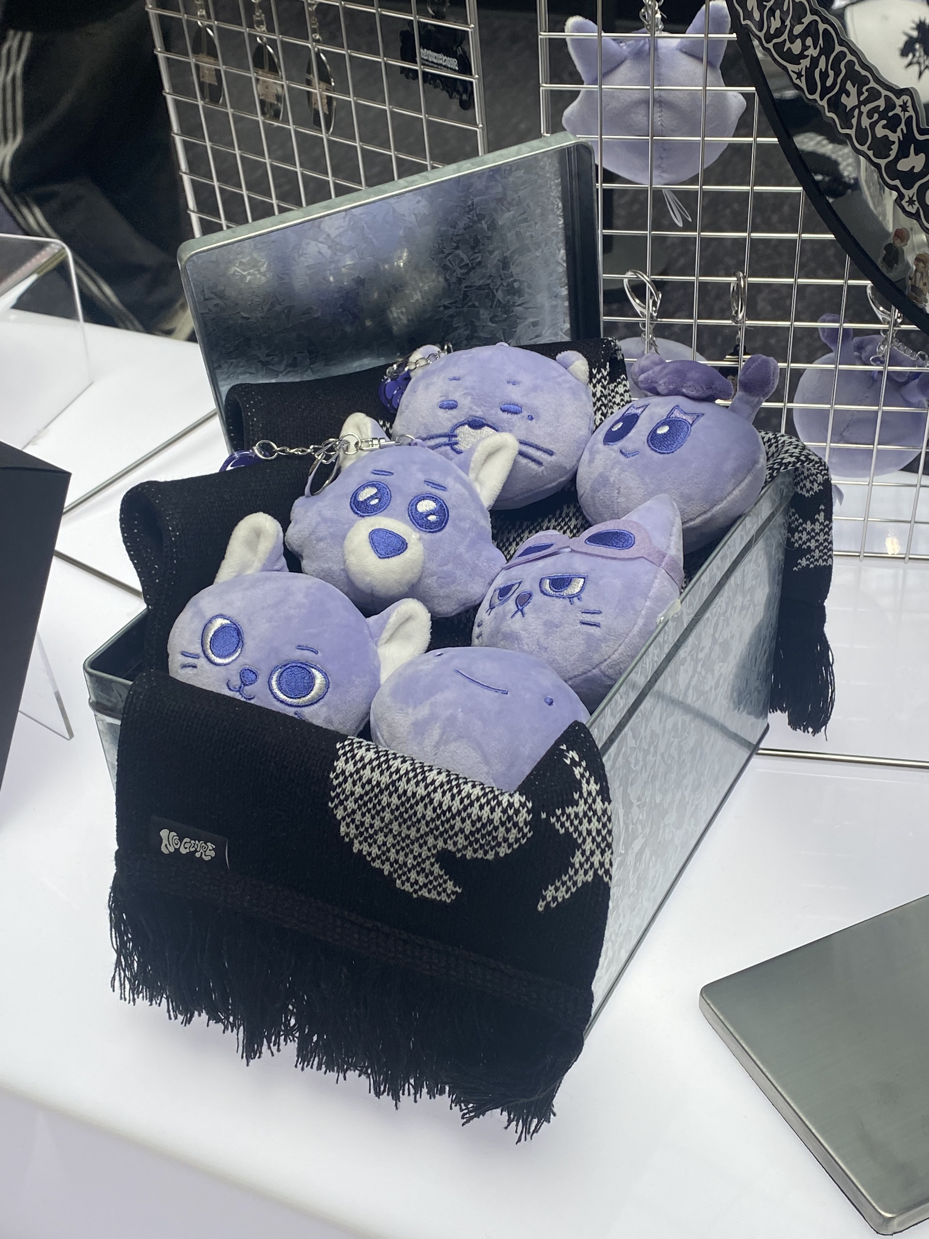 BOYNEXTDOOR  No genre Face keyring