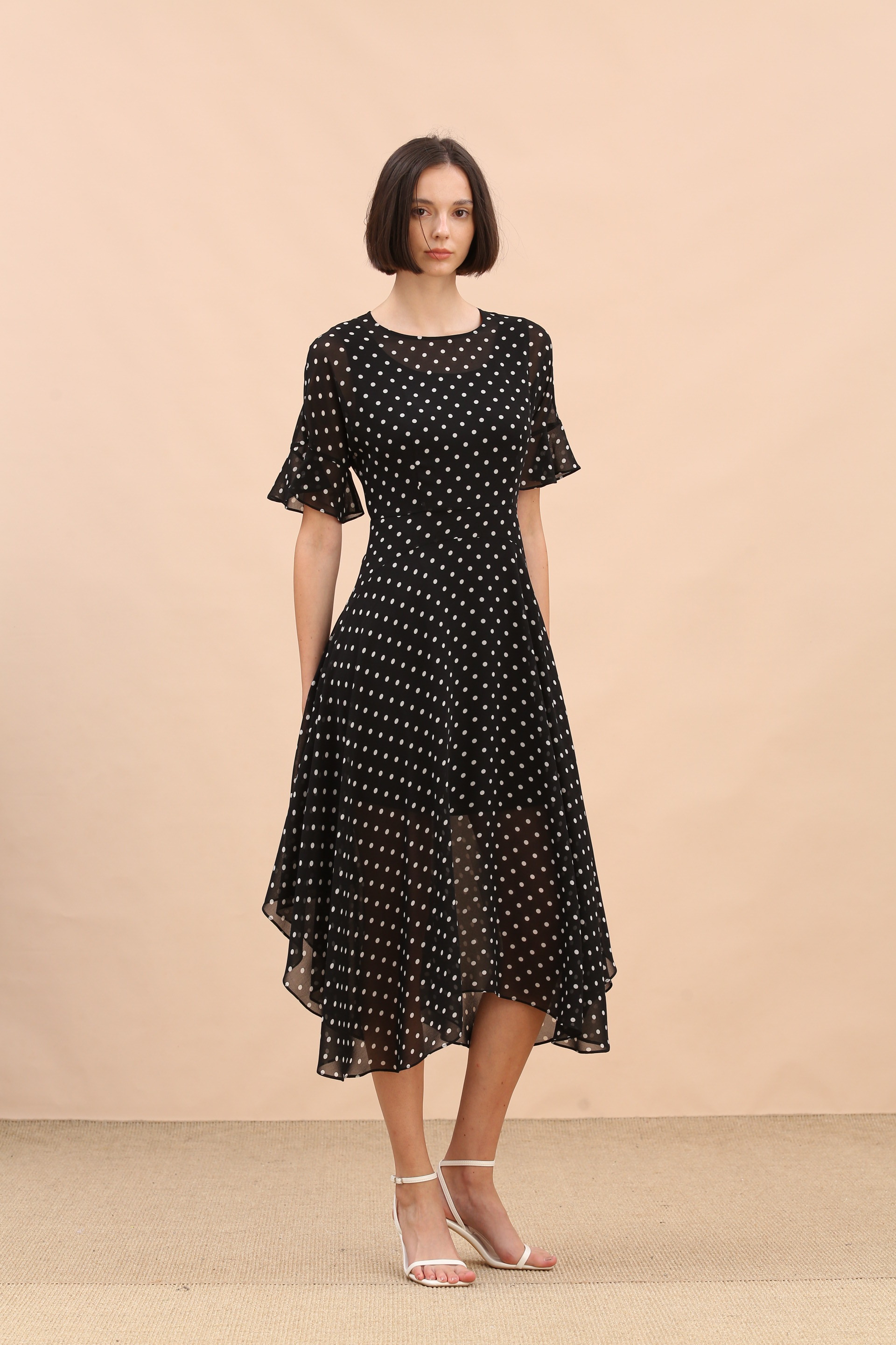 BE10182E1 點點長洋