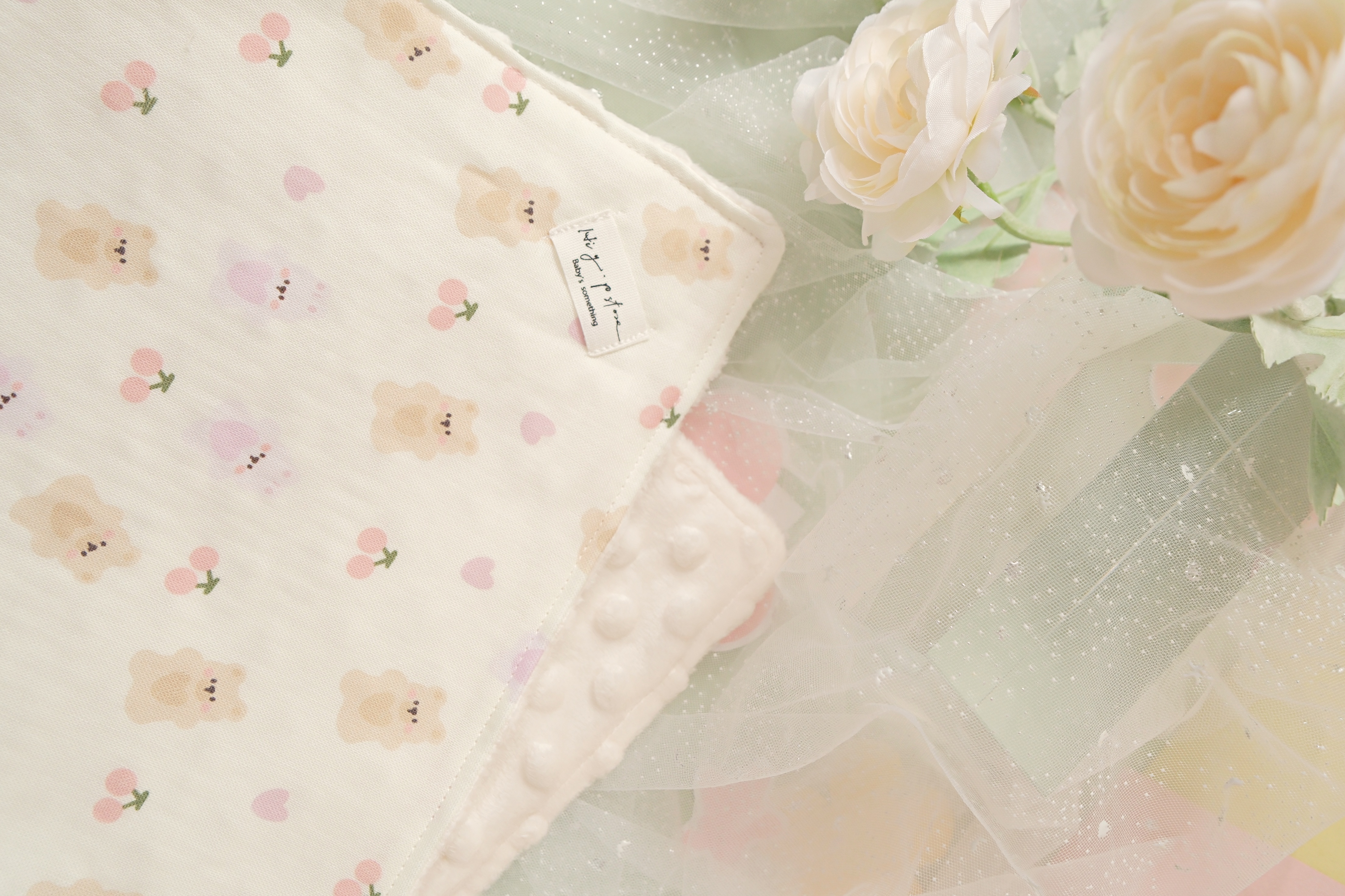 Hi Y.P store-枕巾-獨家設計款-軟糖熊兔