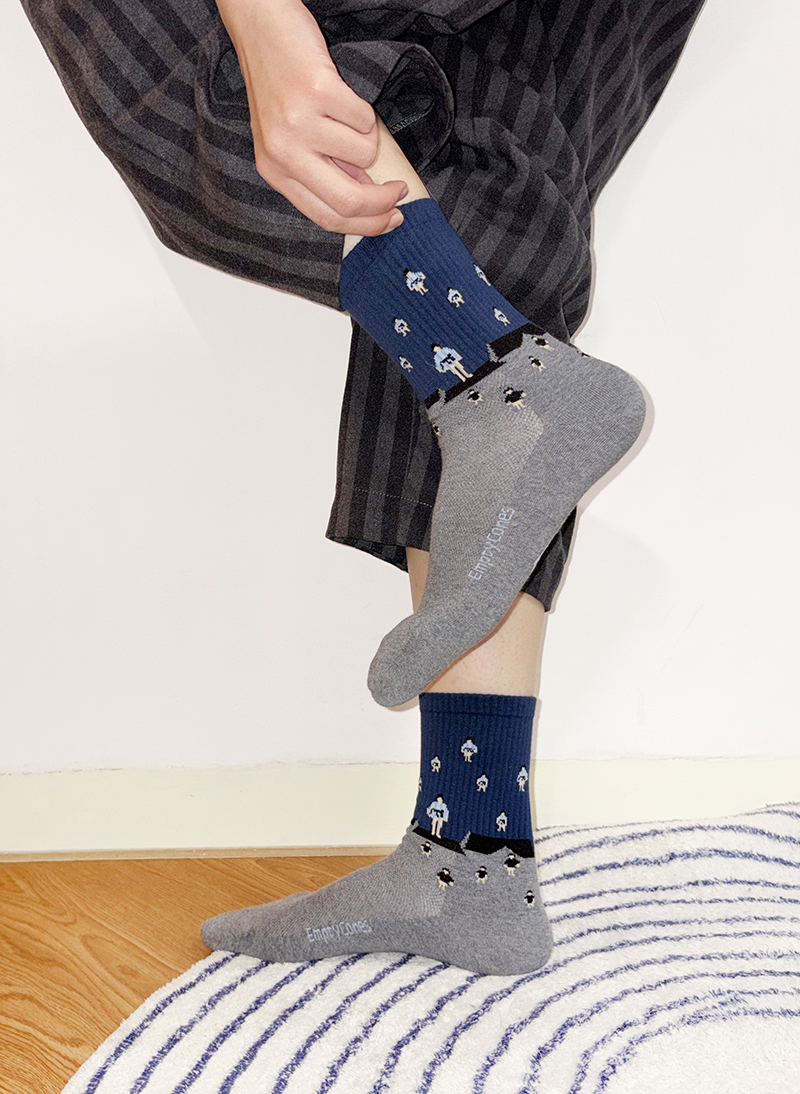 [Empty Cones] Uncle Rain's in the Night Crew Socks