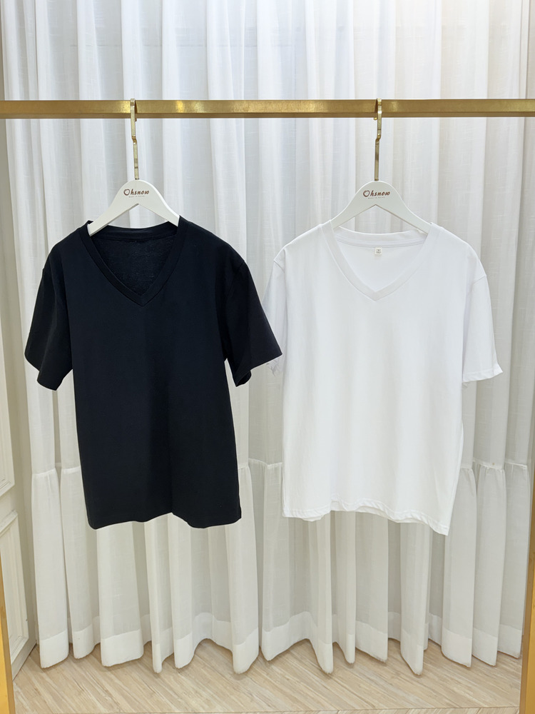 『黑XL』V領素色百搭上衣