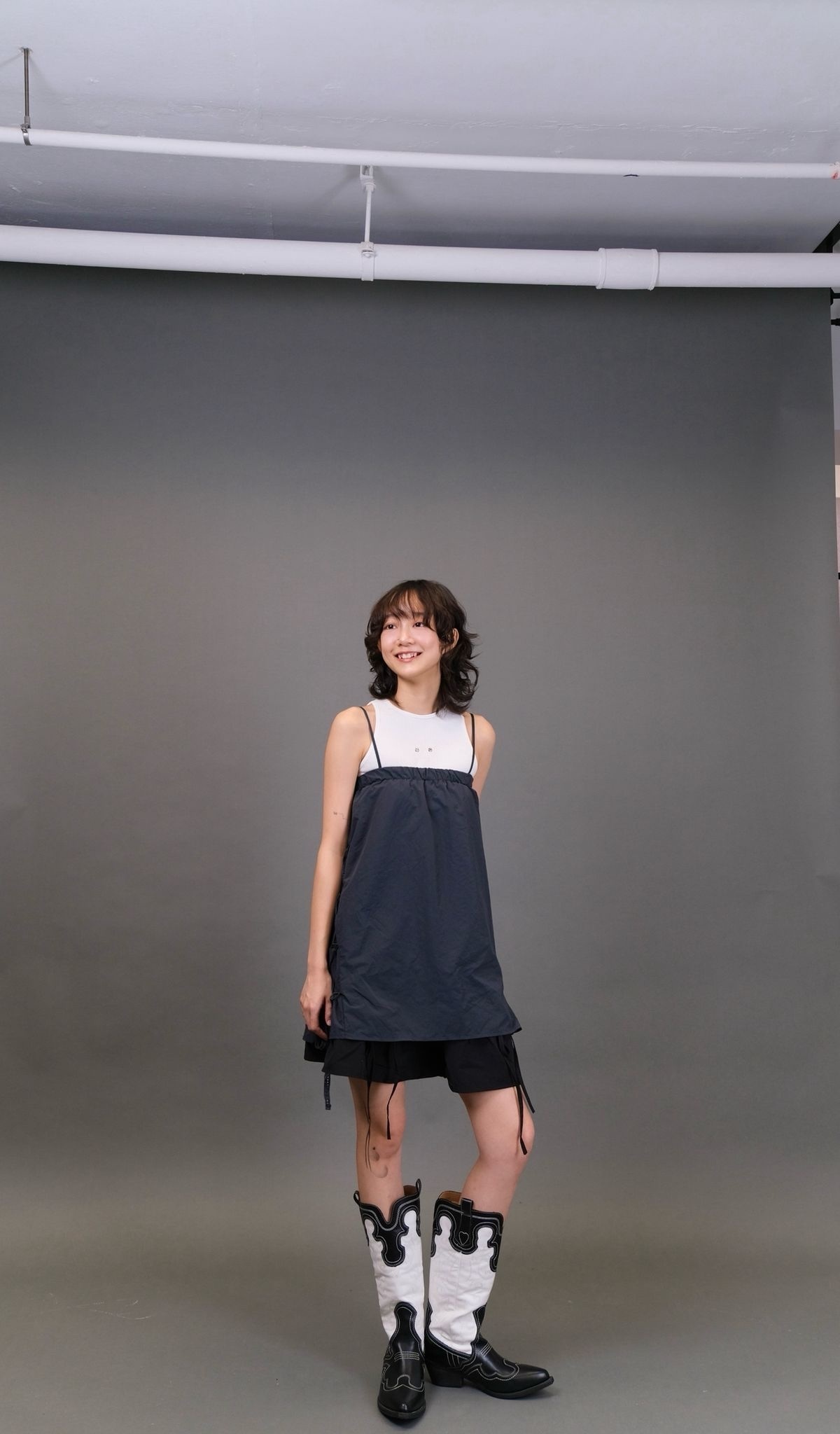 型格圓釘入肩背心