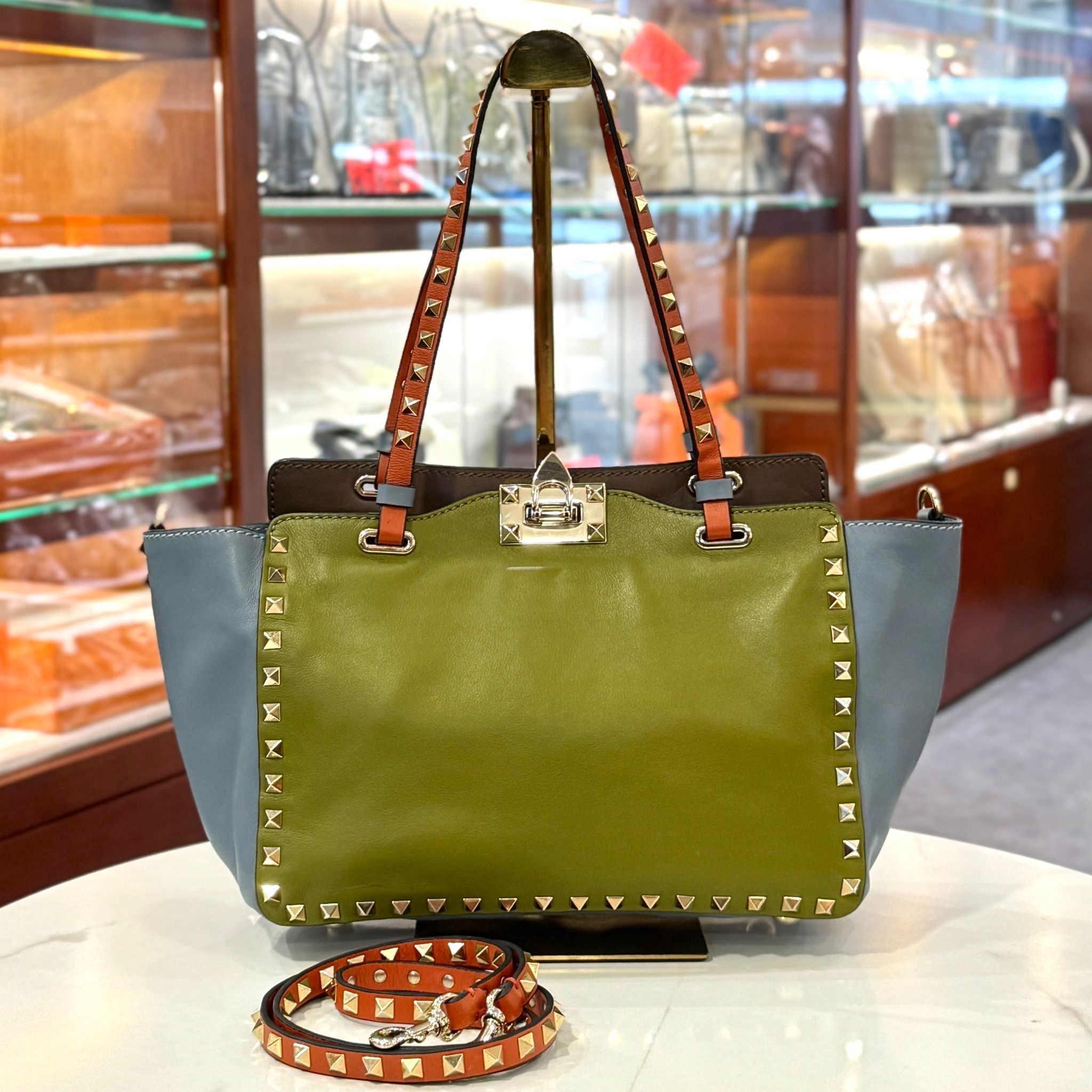 95%NEW二手VALENTINO單肩包 綠/藍/啡拼色 金色窩釘 ROCKSTUD TOTE BAG #香榭站正品