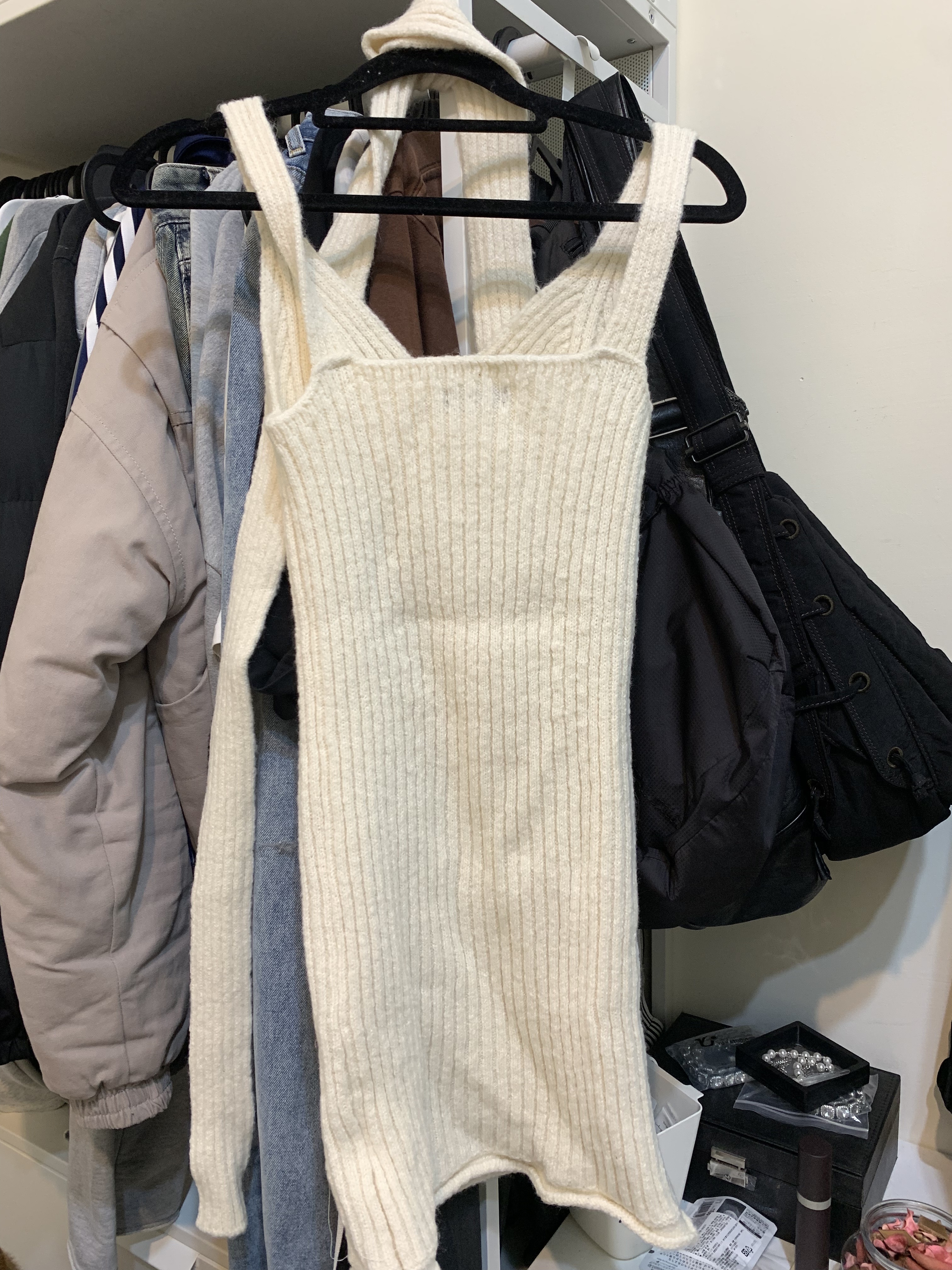 針織 繞脖 綁帶 洋裝（瑕）