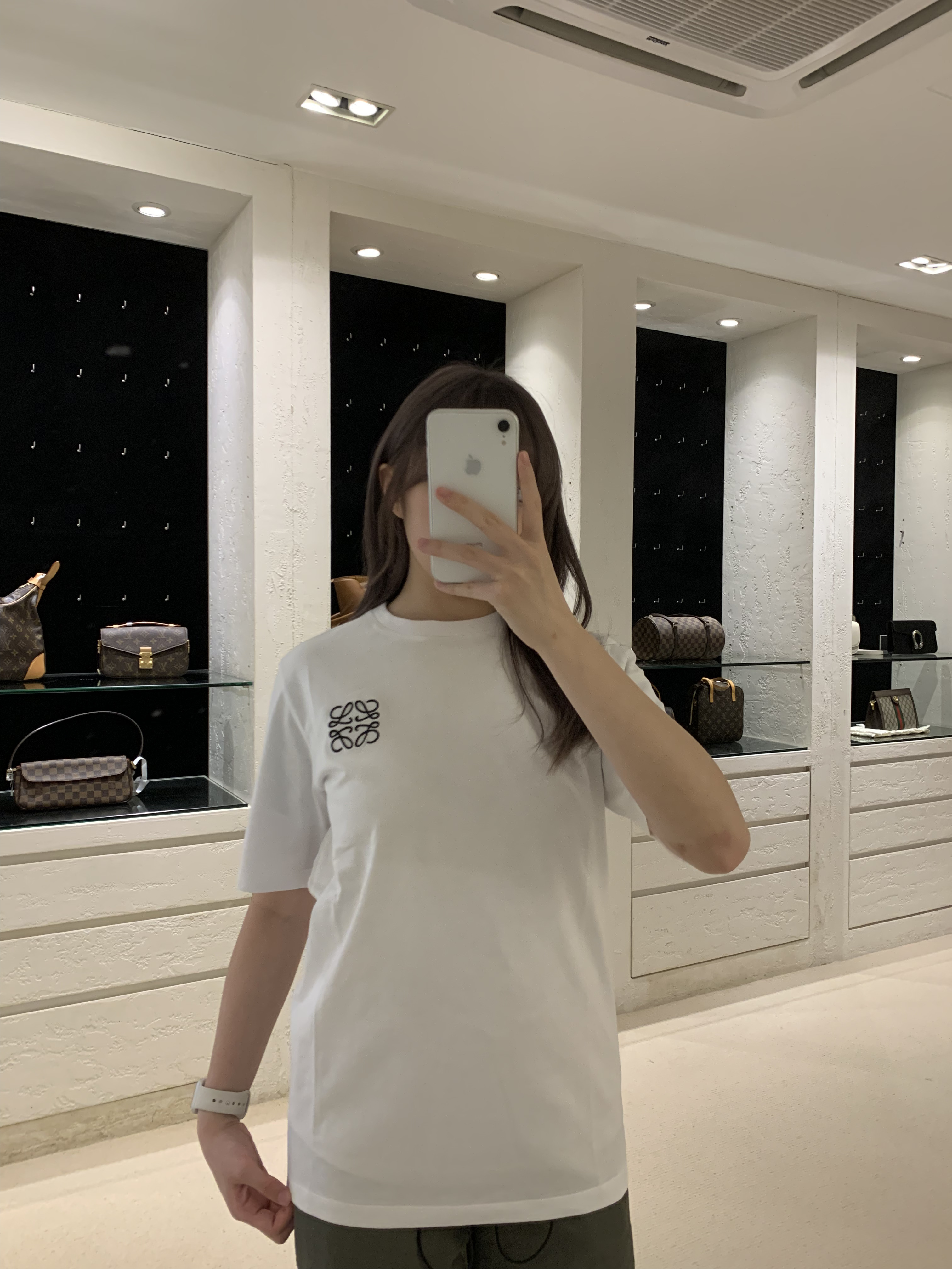 LOEWE SS23 經典Logo刺繡圓領套頭短袖T-shirt 白色