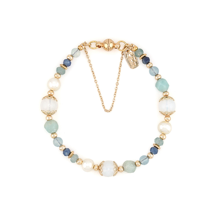 往天空之城的路 – 蛋白天河石 – 手鍊