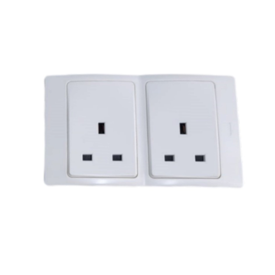 SO-033 Legrand  Millia  孖位插蘇 (白色)