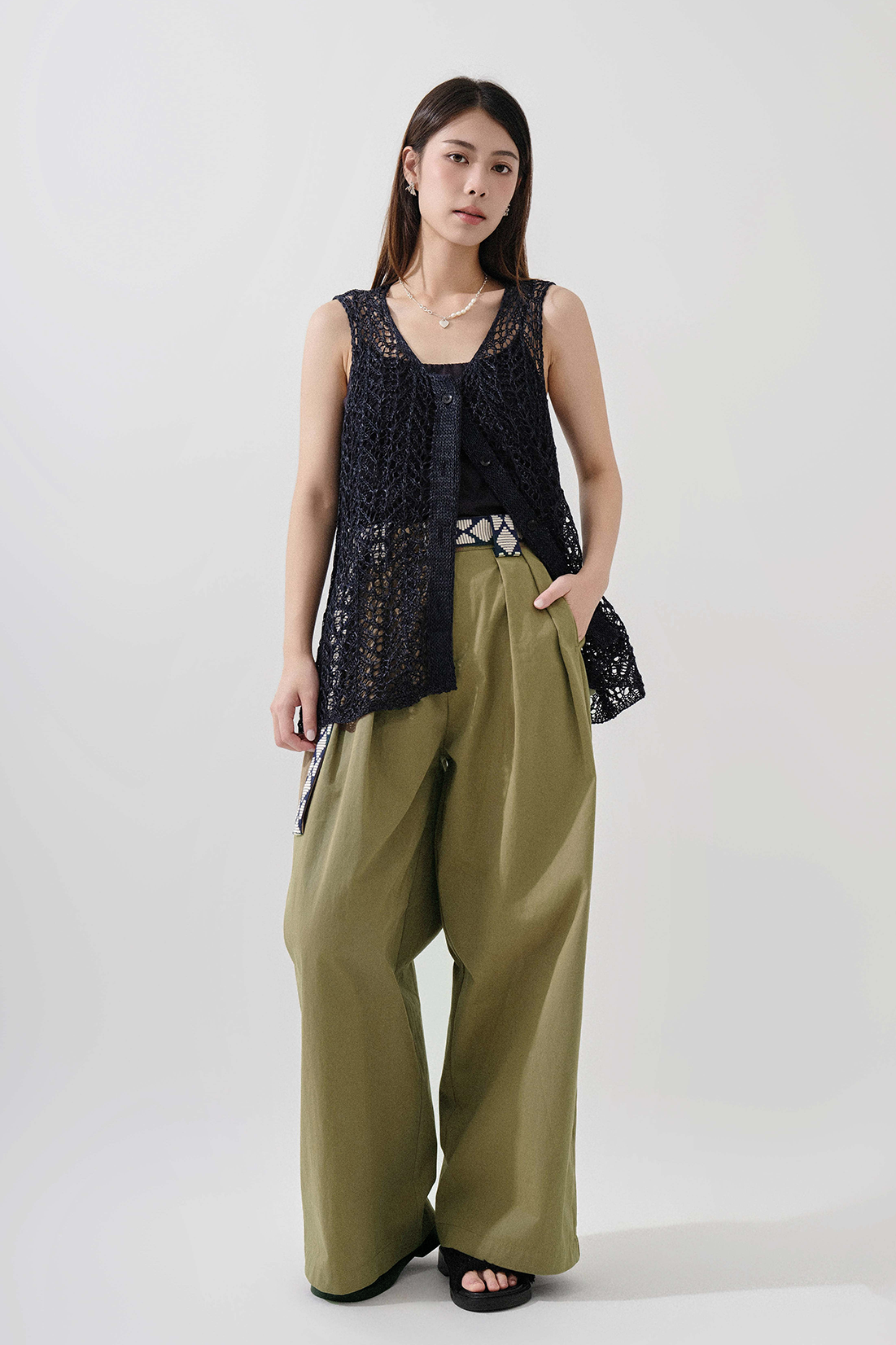 SS25_0219（背心外套＋吊帶＋長褲）