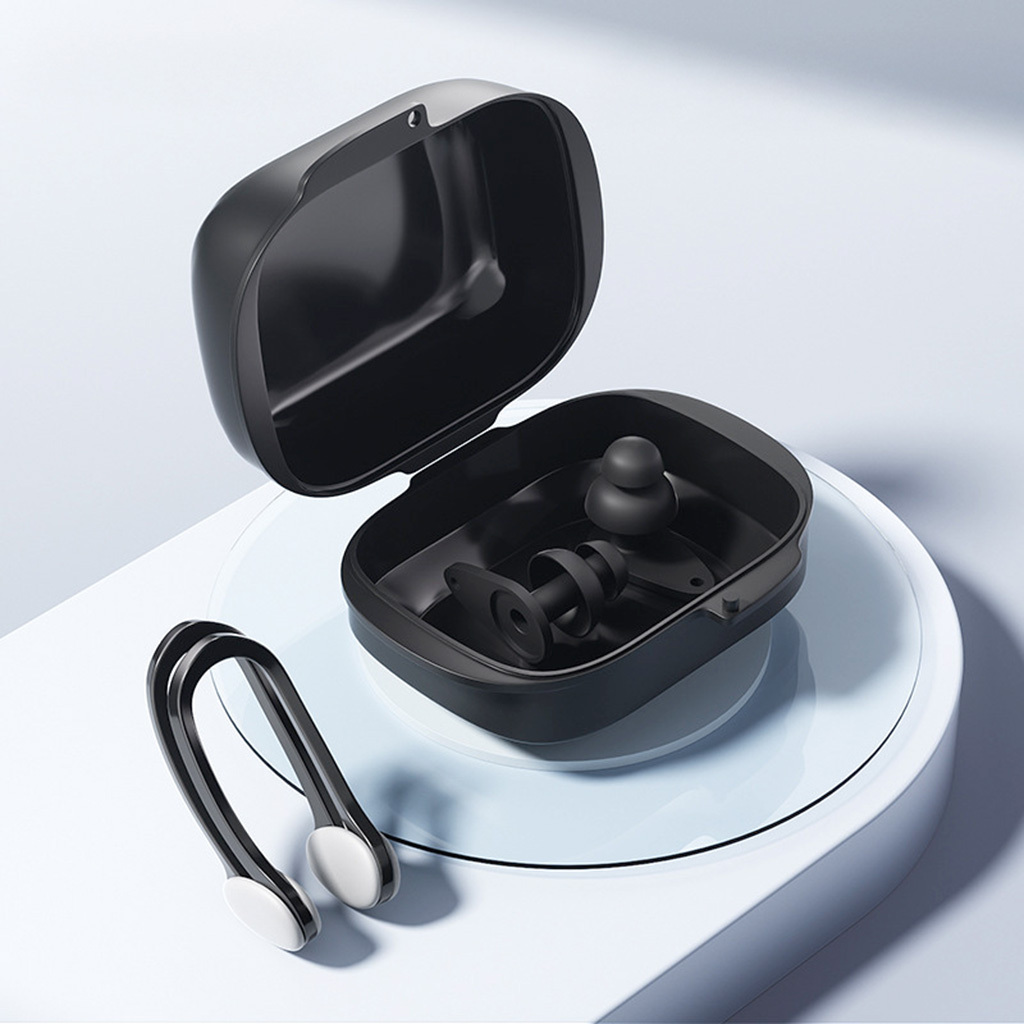 游泳耳塞鼻夾套裝