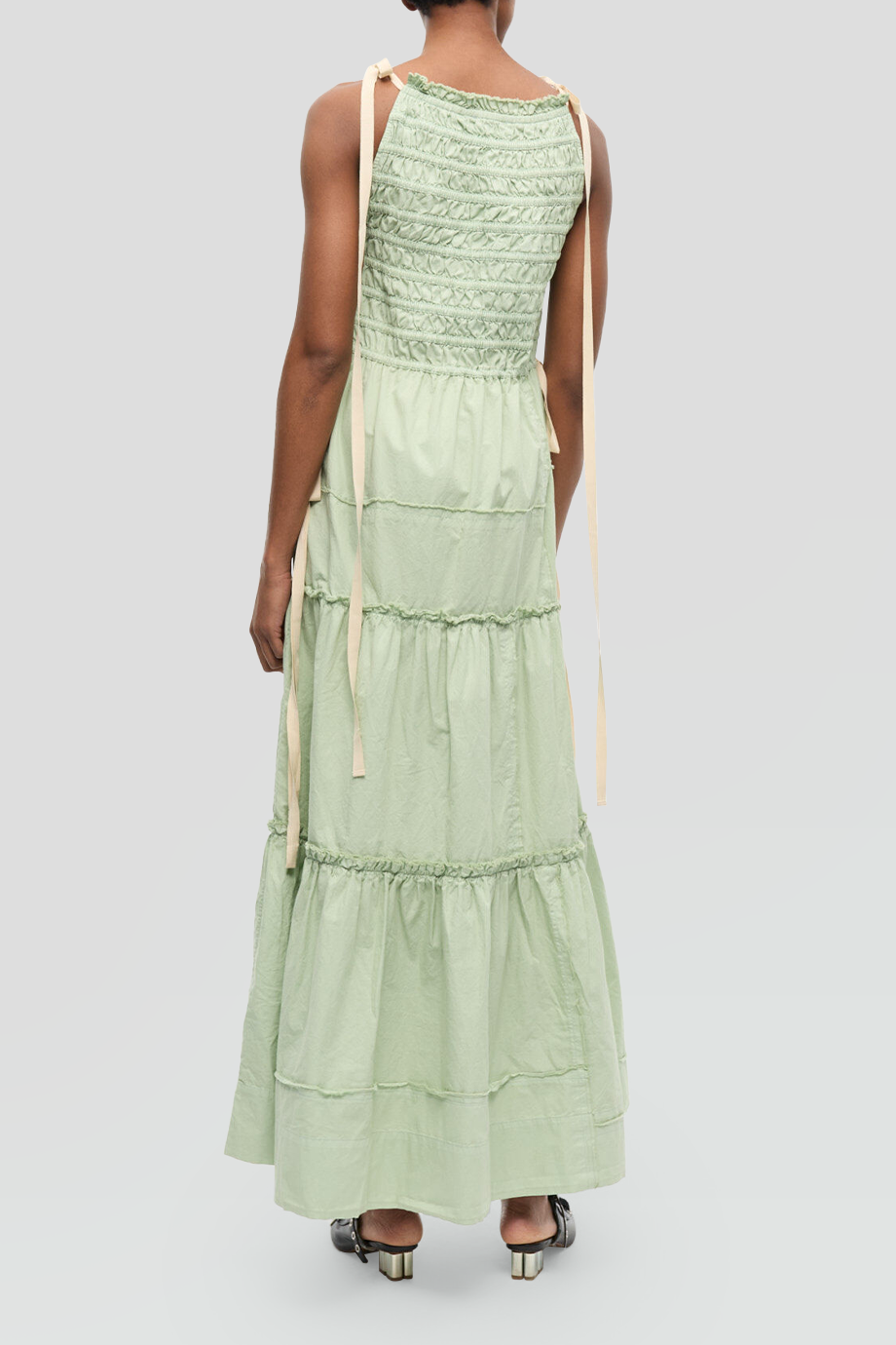 GANNI｜SMOCK 繫帶肩帶縮褶長洋裝