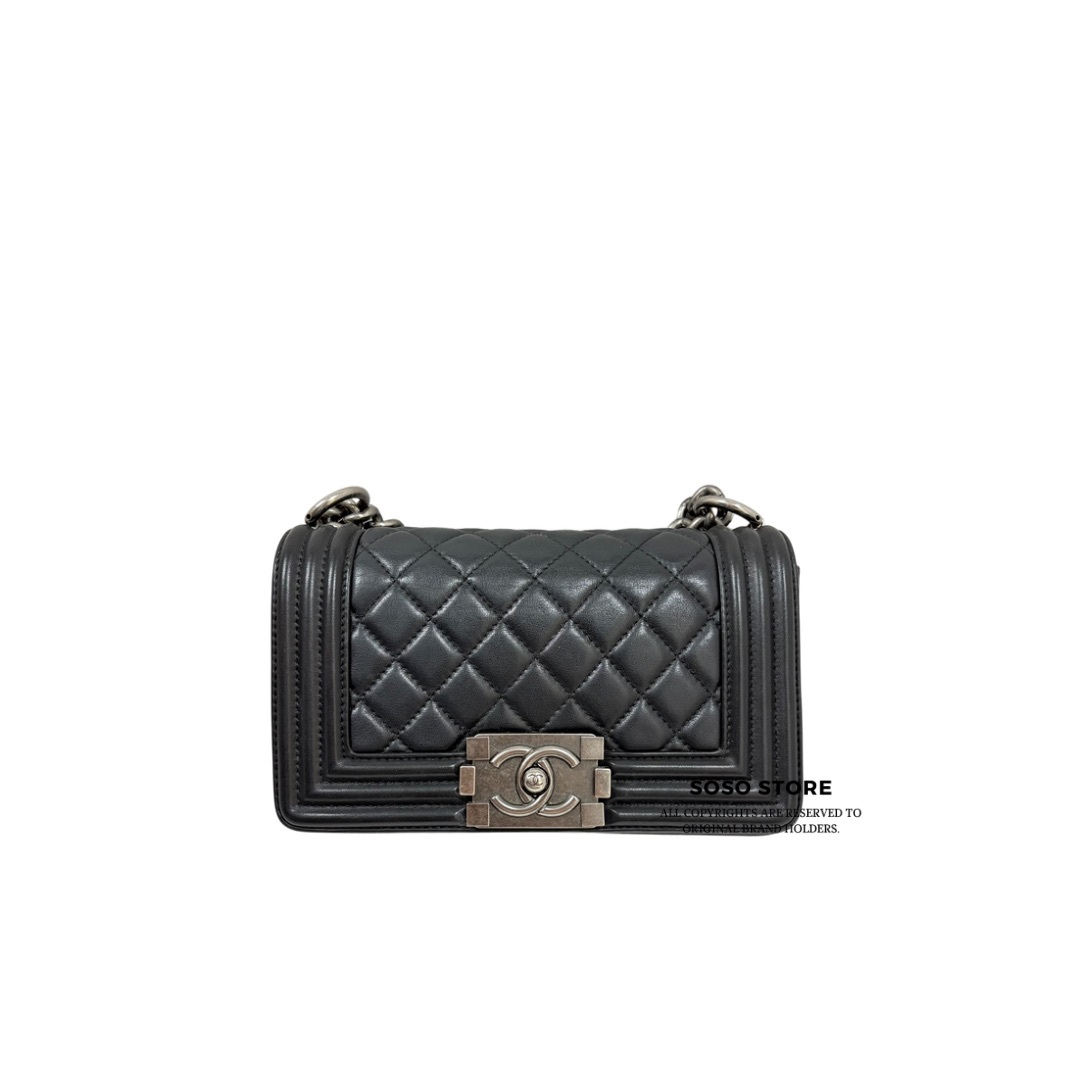 Chanel Boy 20 - Black / Shw
