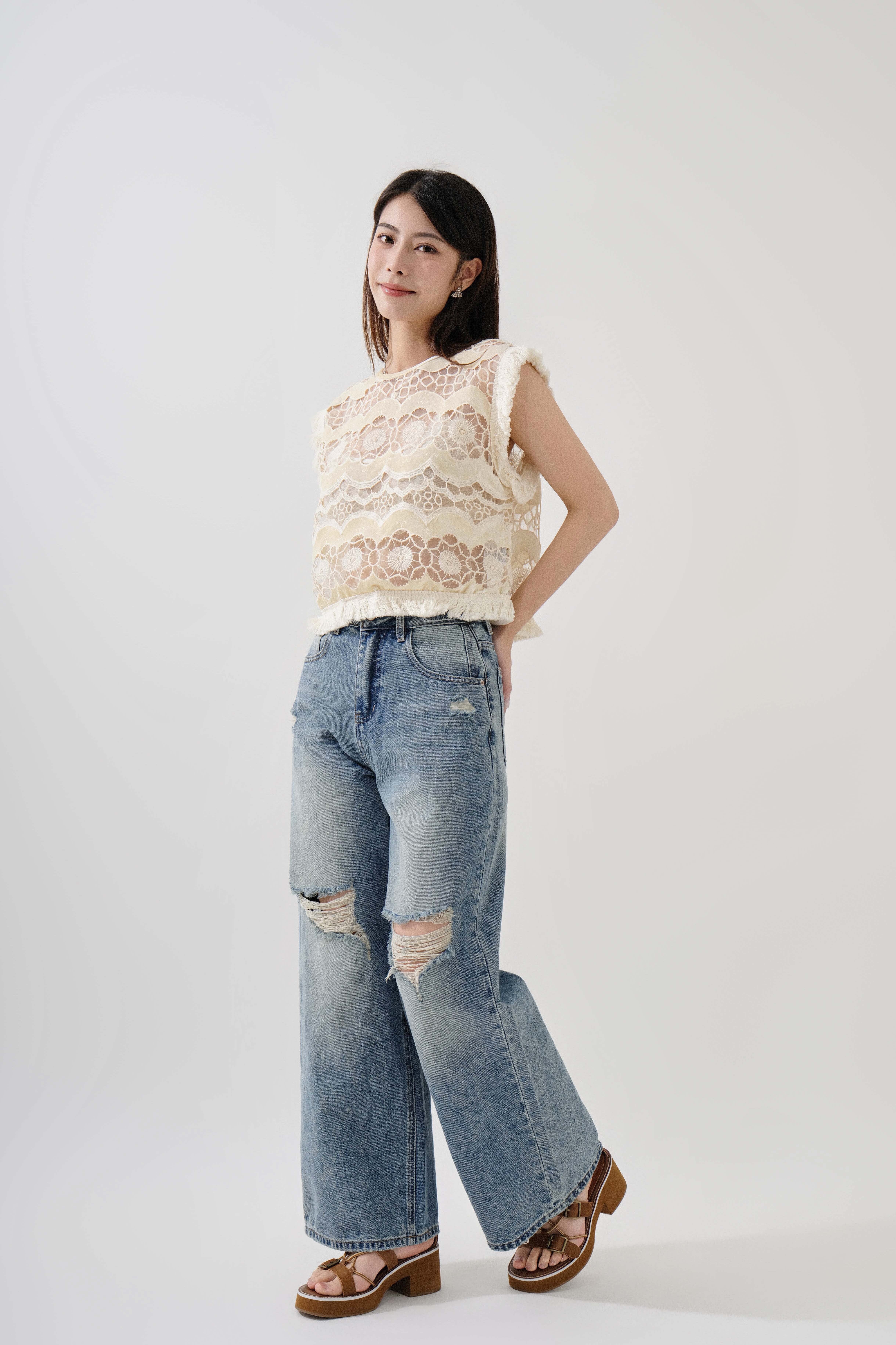 SS25_0224（上衣＋Bra Top＋牛仔褲）