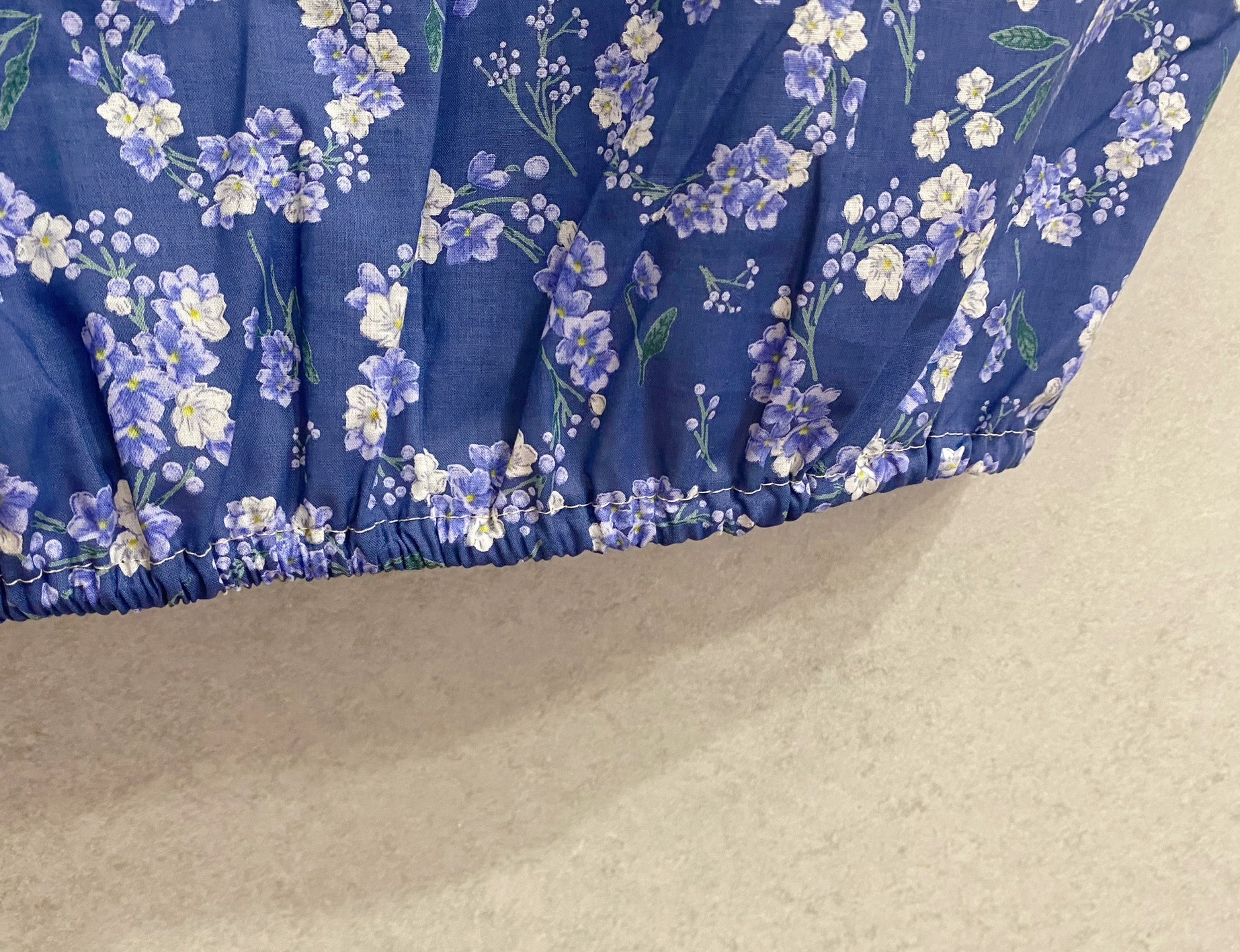 藍紫夢境花圈 媽咪V領短上衣