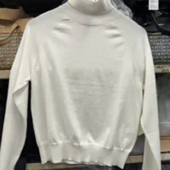[S] DKNY IVORY TURTLENECK SWEATER, DJ4R0515-IVY [FINAL SALE] (SD1319)