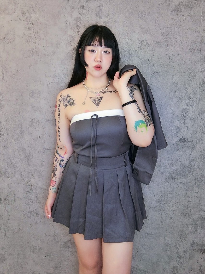 知性甜美通勤風西裝平口百褶西外三件套