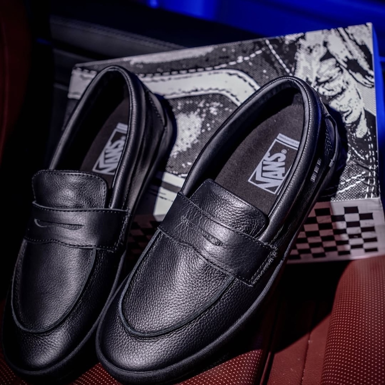 VANS SKATE LOAFER 全黑 樂福鞋 皮革 VN000VAQBKA