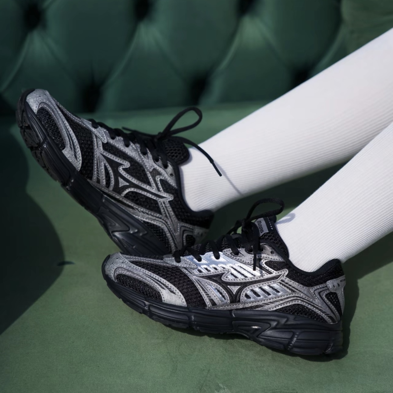 MIZUNO SPEED 2010 黑銀色 低筒 舒適 運動鞋 美津濃 D1GH251703