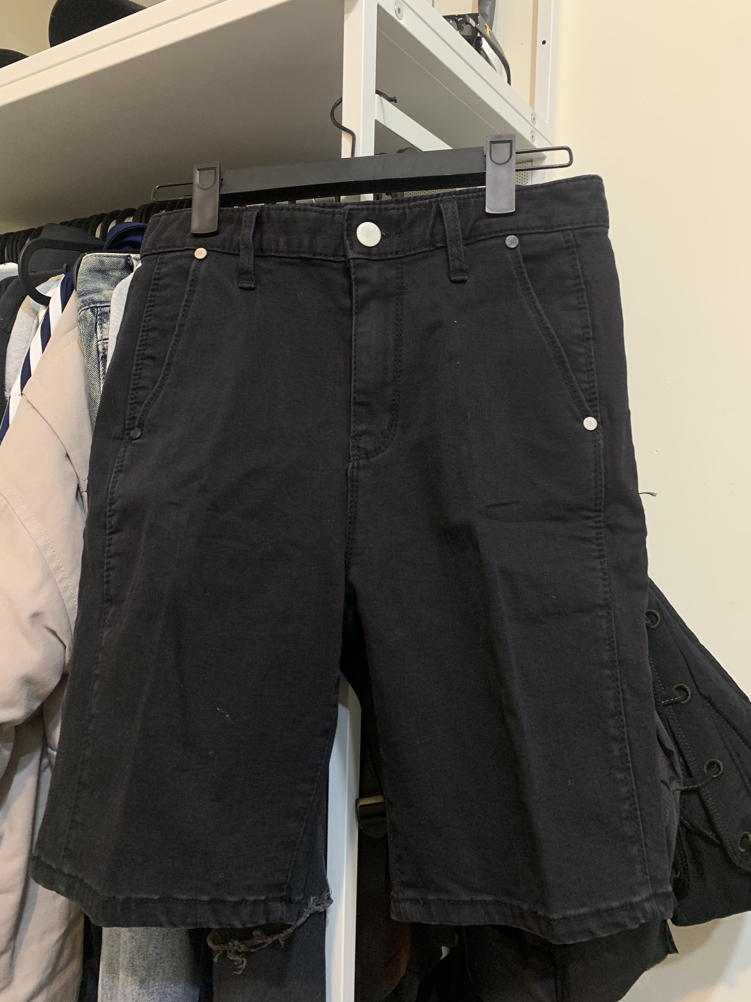 歐膩感 貼身 五分 牛仔褲