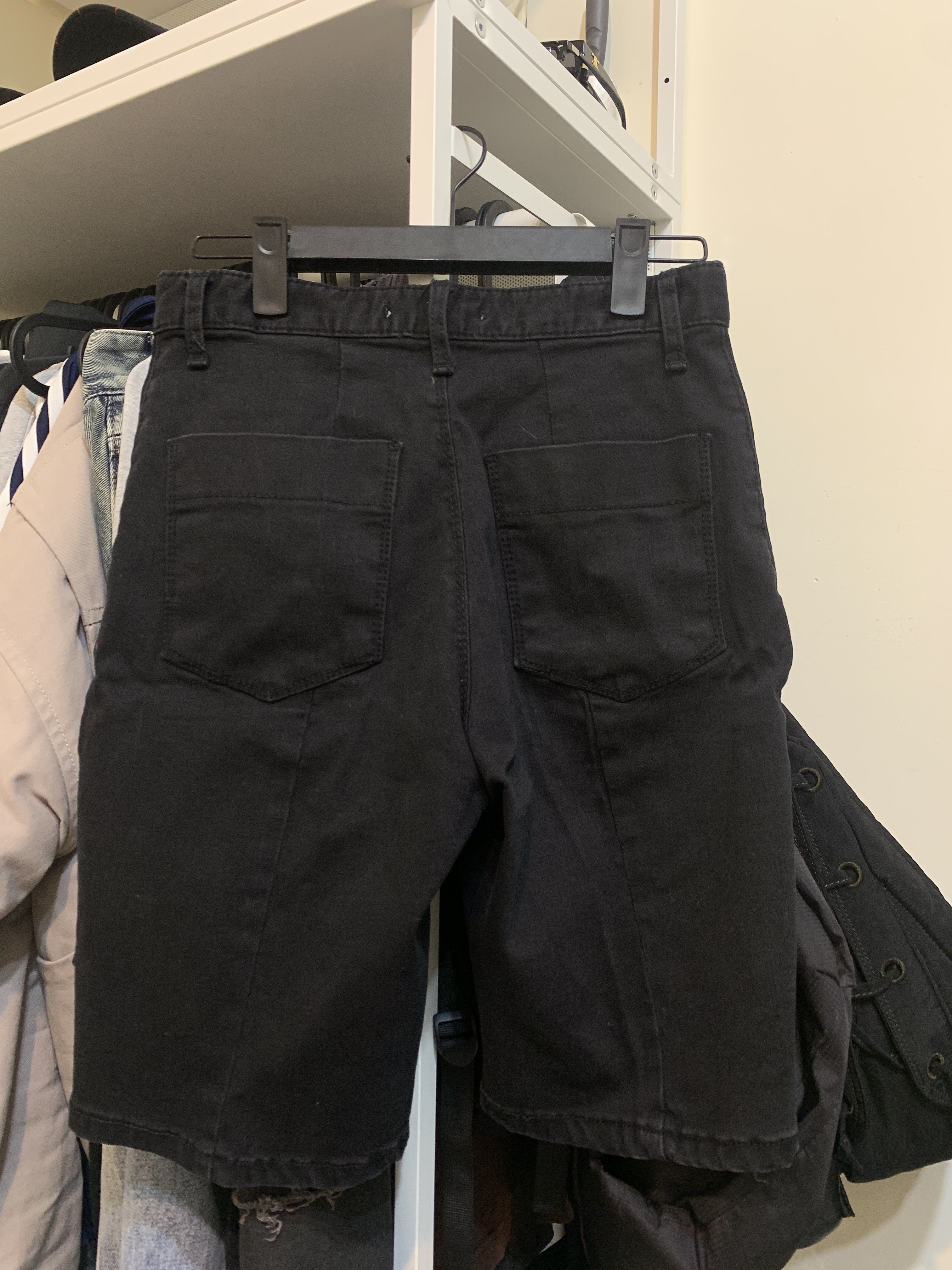 歐膩感 貼身 五分 牛仔褲