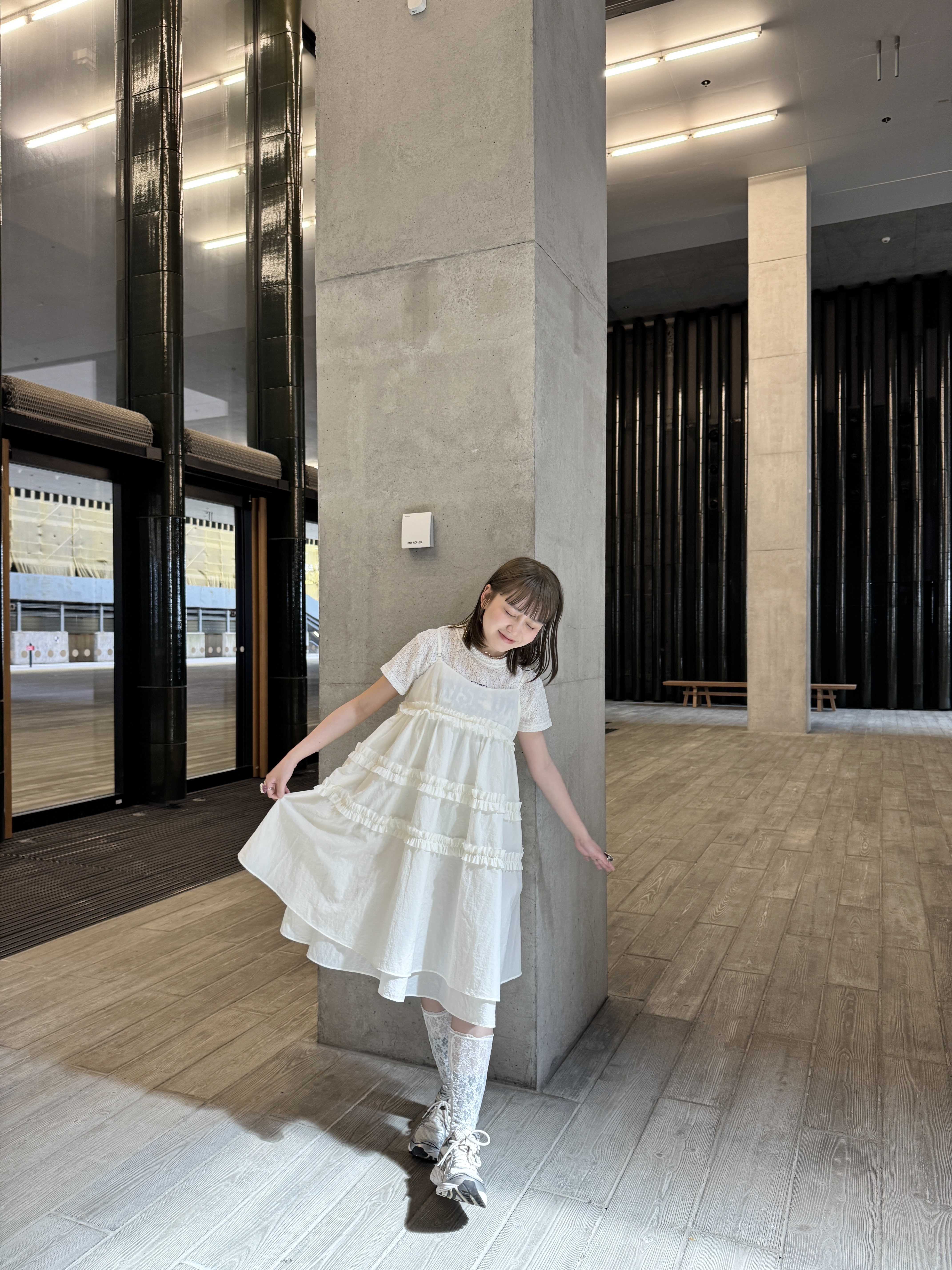 [兩色入] 索索料兩層ruffle大傘中長ops(Ivory)