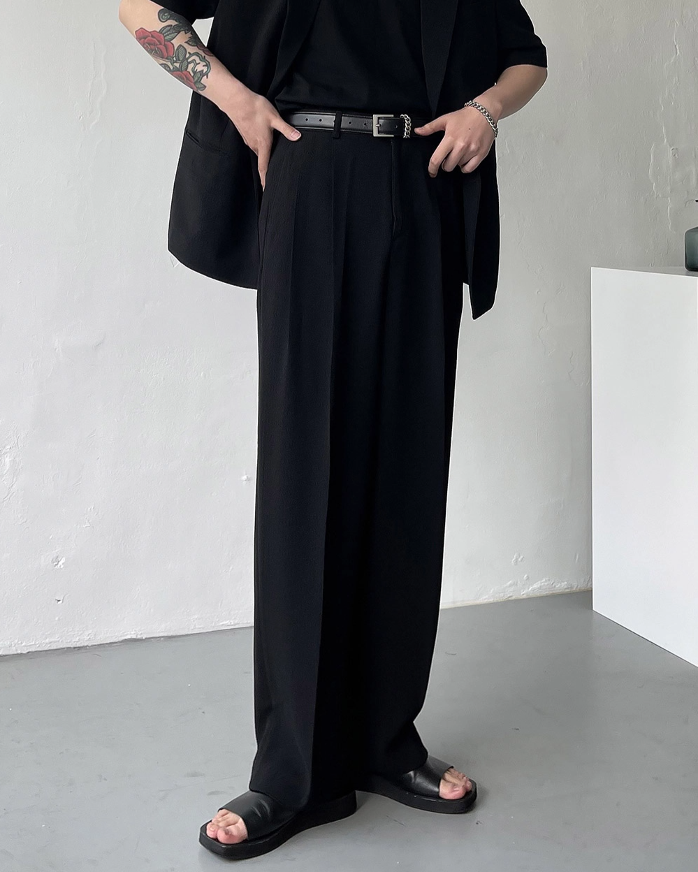 Mad Linen Tutu 西裝寬褲