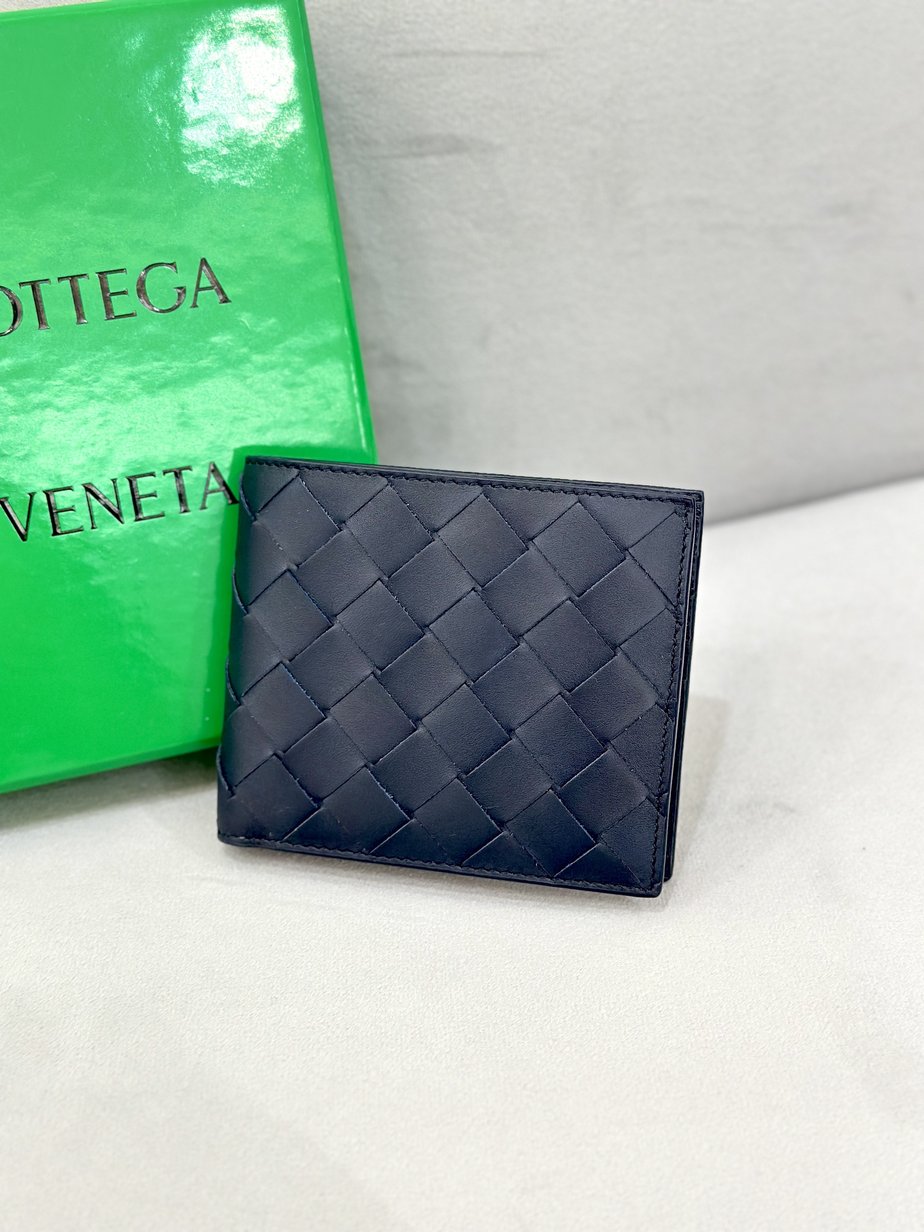 BV Bi-fold Wallet