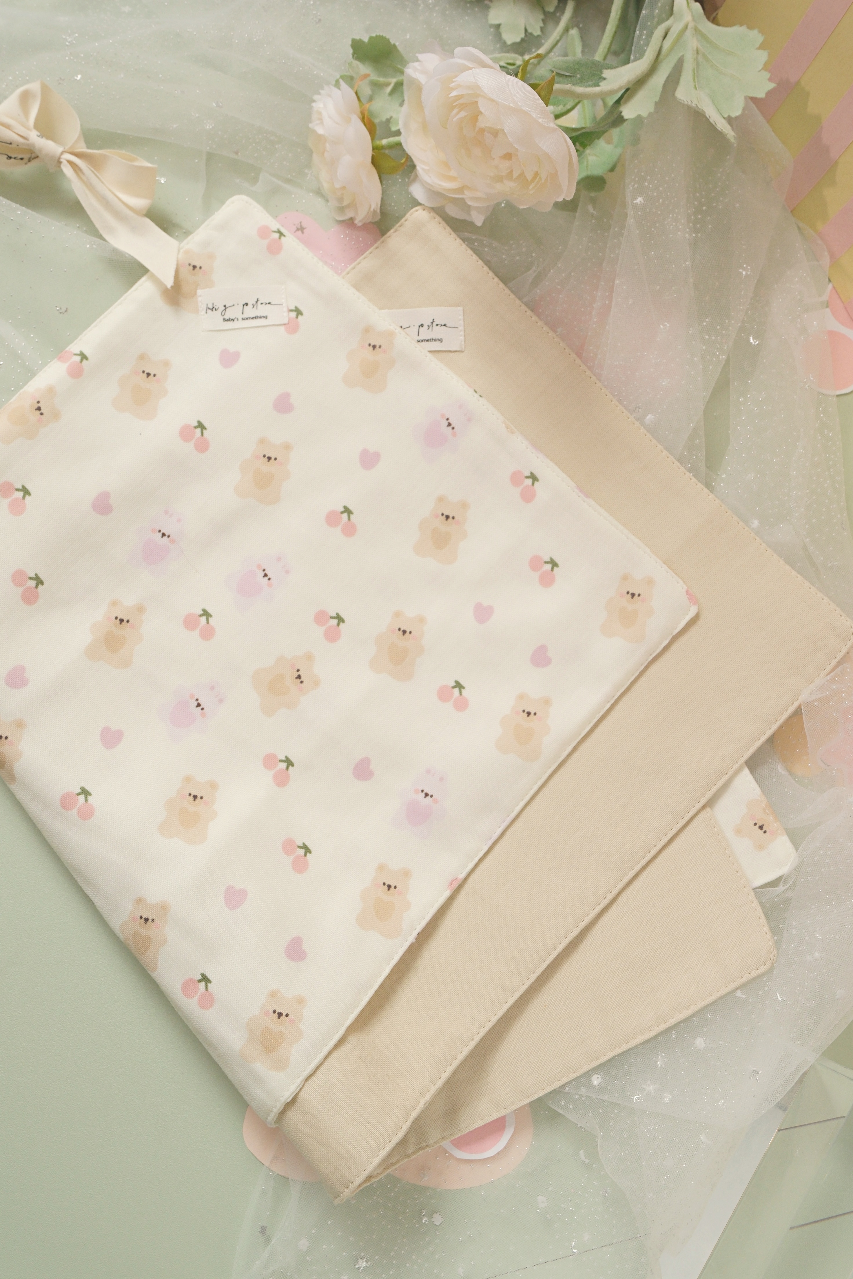 Hi Y.P store-拍嗝巾-獨家設計款-軟糖熊兔（2件組)