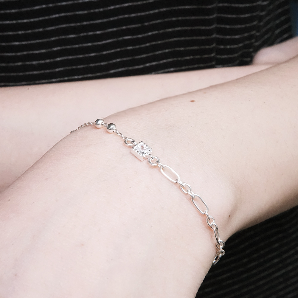 圓滿方晶 半半手鍊 925純銀 女生手鍊 22週年紀念設計