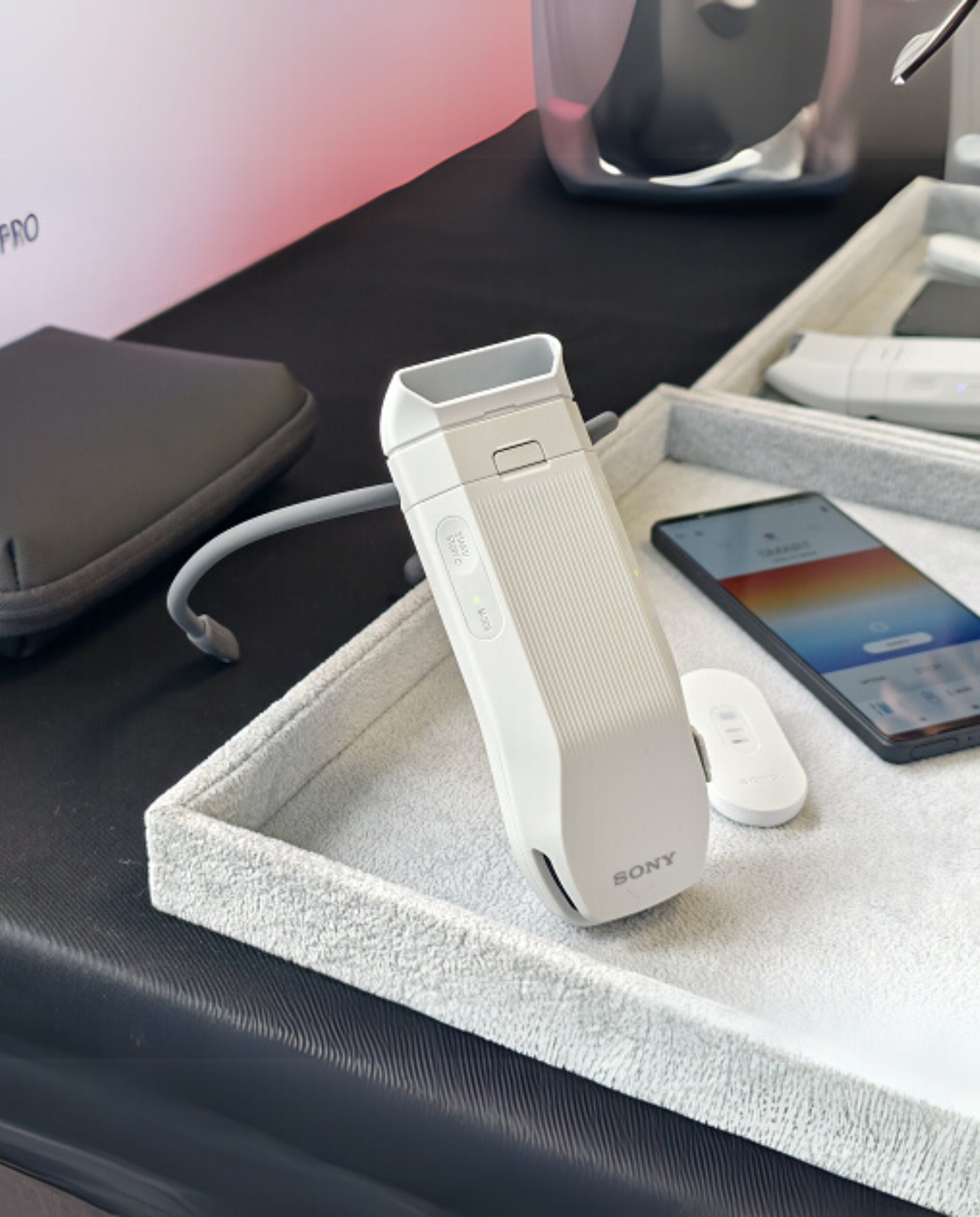 [單次型出租方案] SONY | REON POCKET PRO 穿戴式智慧冷暖調溫裝置 登山/出國/戶外休閒 (預約排單)