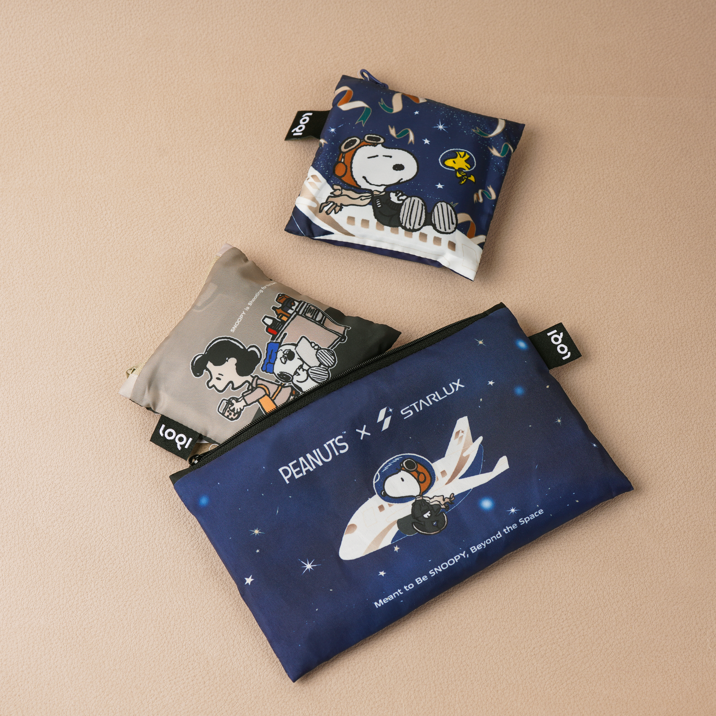 スヌーピー　スターラックス航空　LOQI エコバッグ PEANUTS × STARLUX｜LOQI BAG 2.0