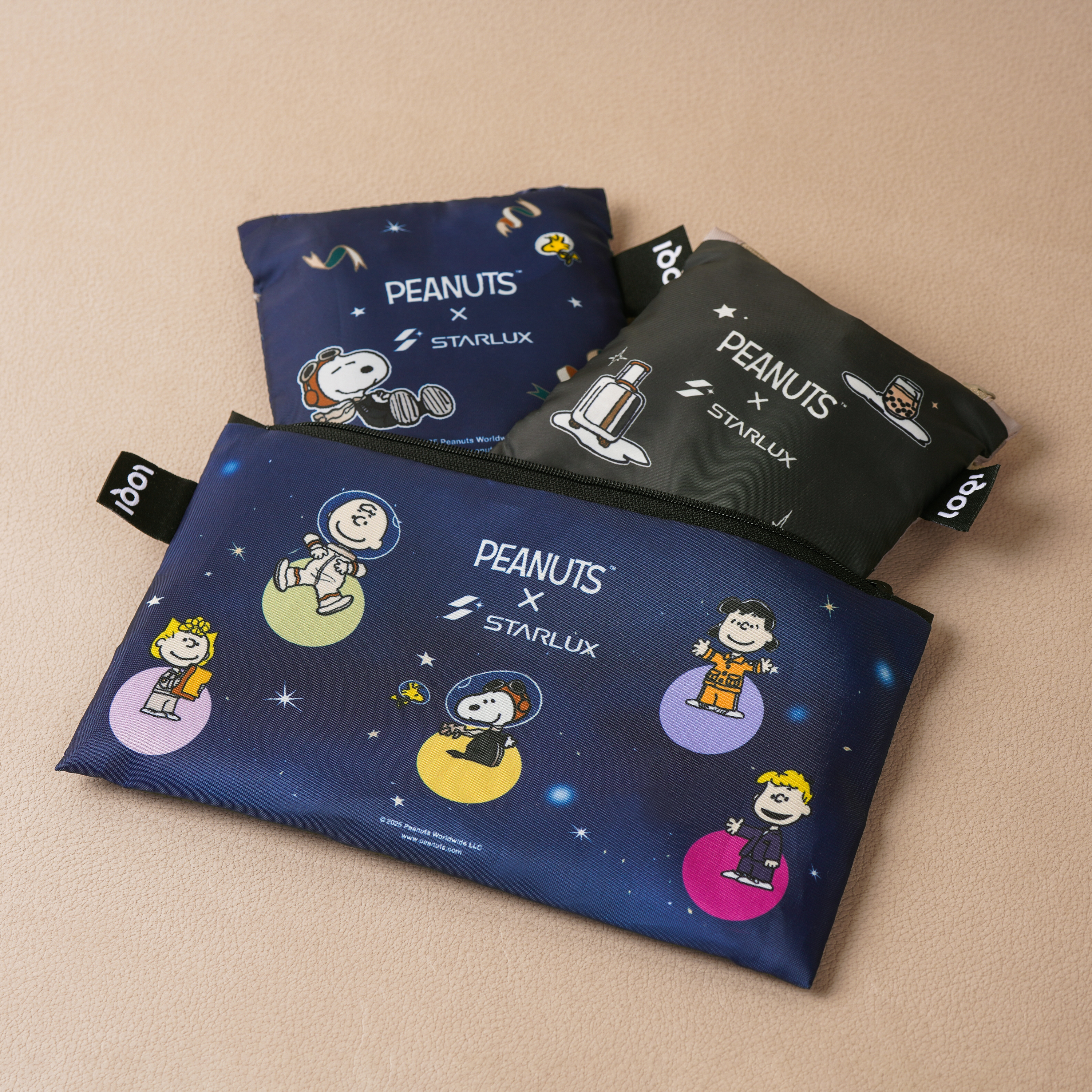 スヌーピー　スターラックス航空　LOQI エコバッグ PEANUTS × STARLUX｜LOQI BAG 2.0