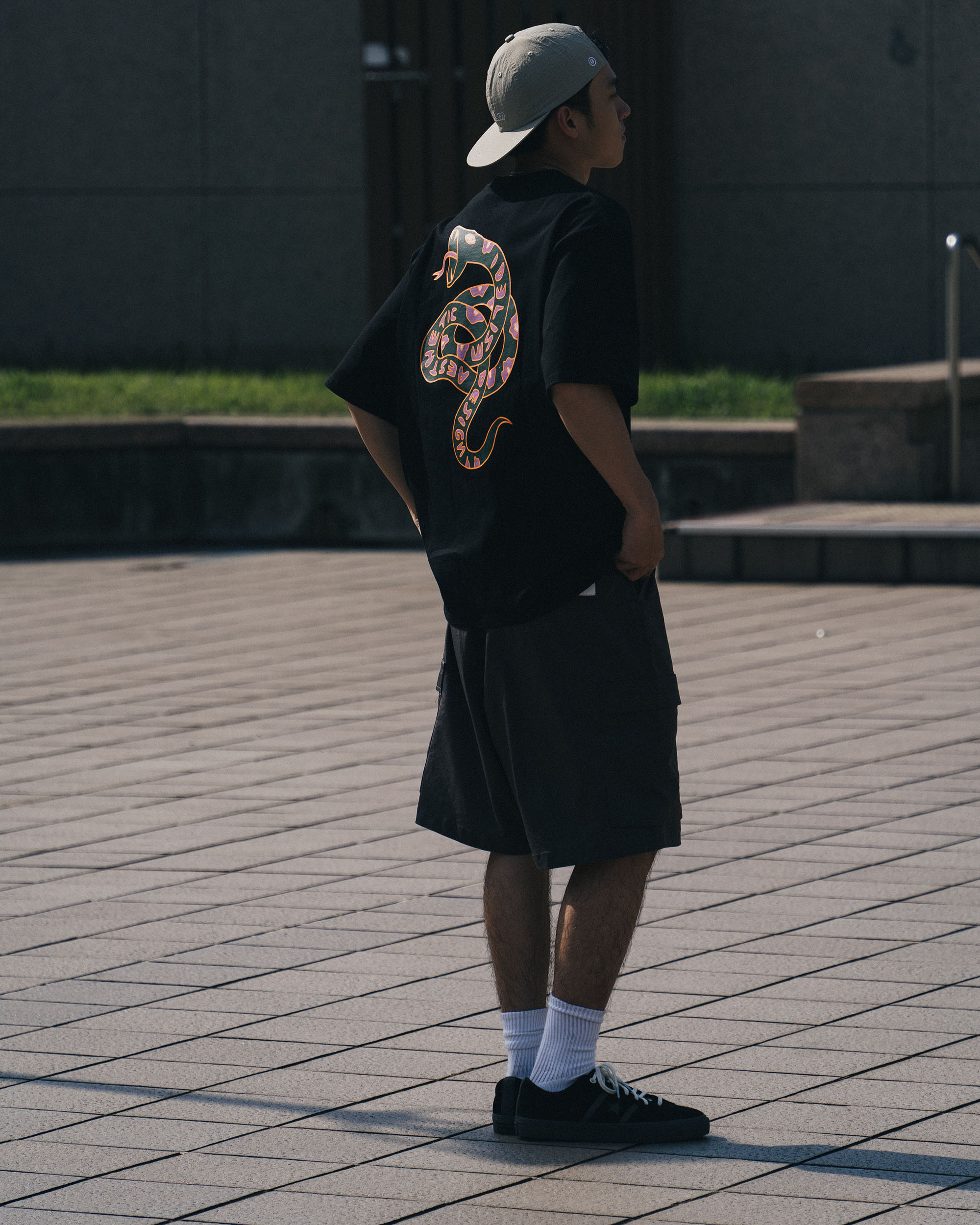 Idealism ID25006 Snake Tee 彩蛇 短上衣