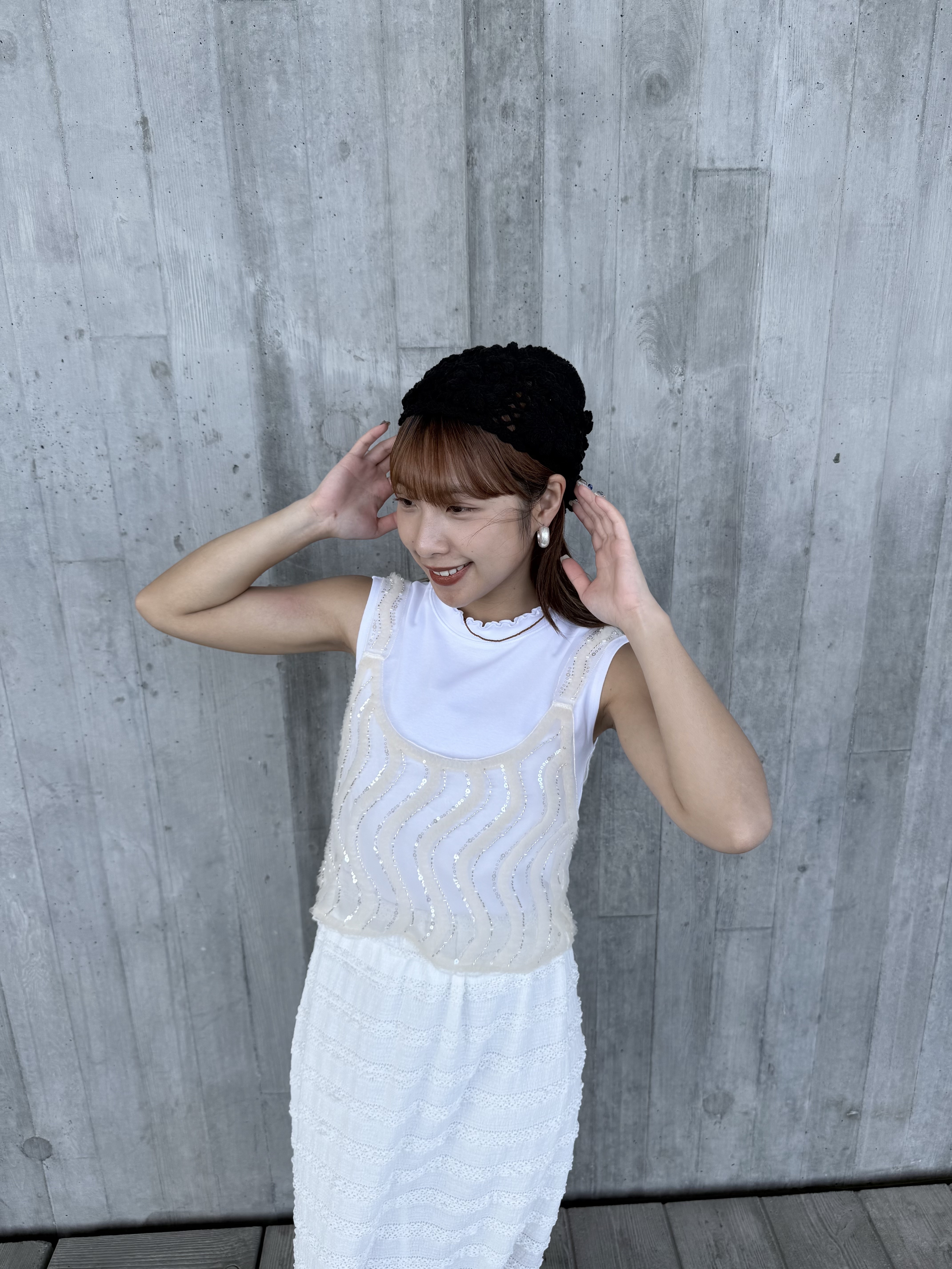 日系閃珠片波浪短背心