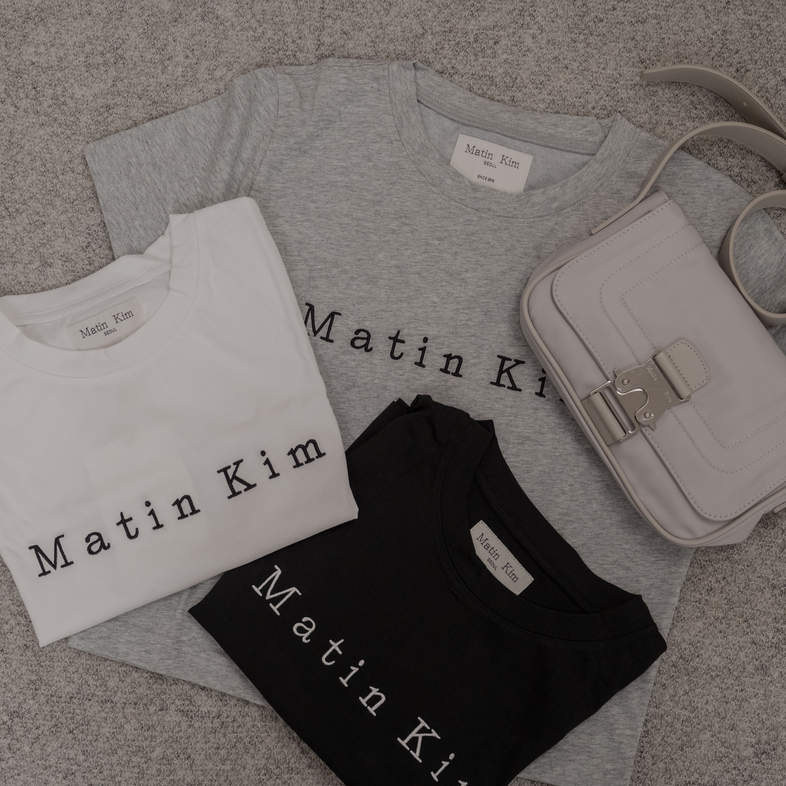 【現貨】MATIN KIM EMBROIDERY LOGO CROP TOP 3色 MK2334TS024M0