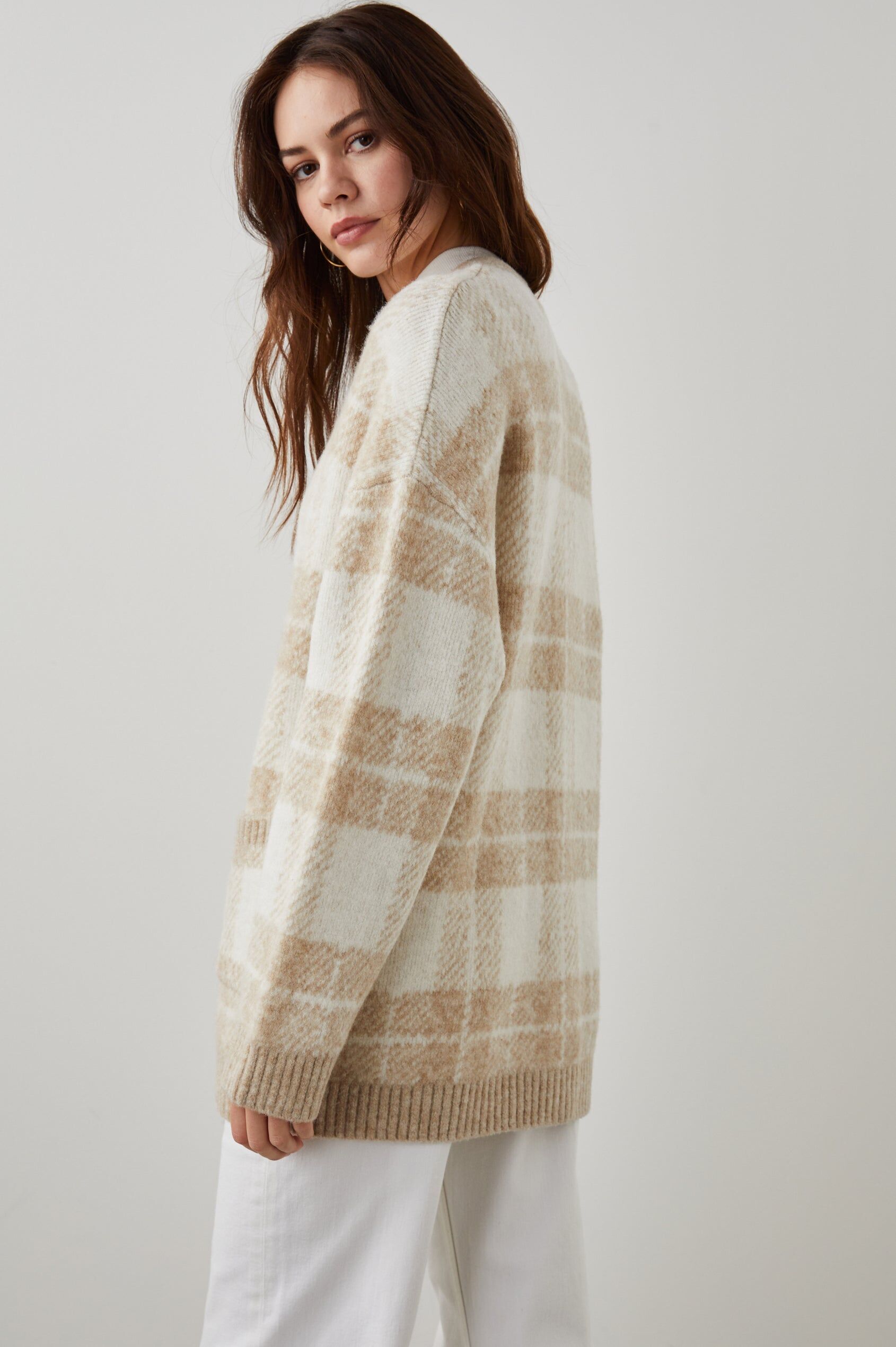 Runi Sand Plaid Cardigan 奶茶色格紋針織外套