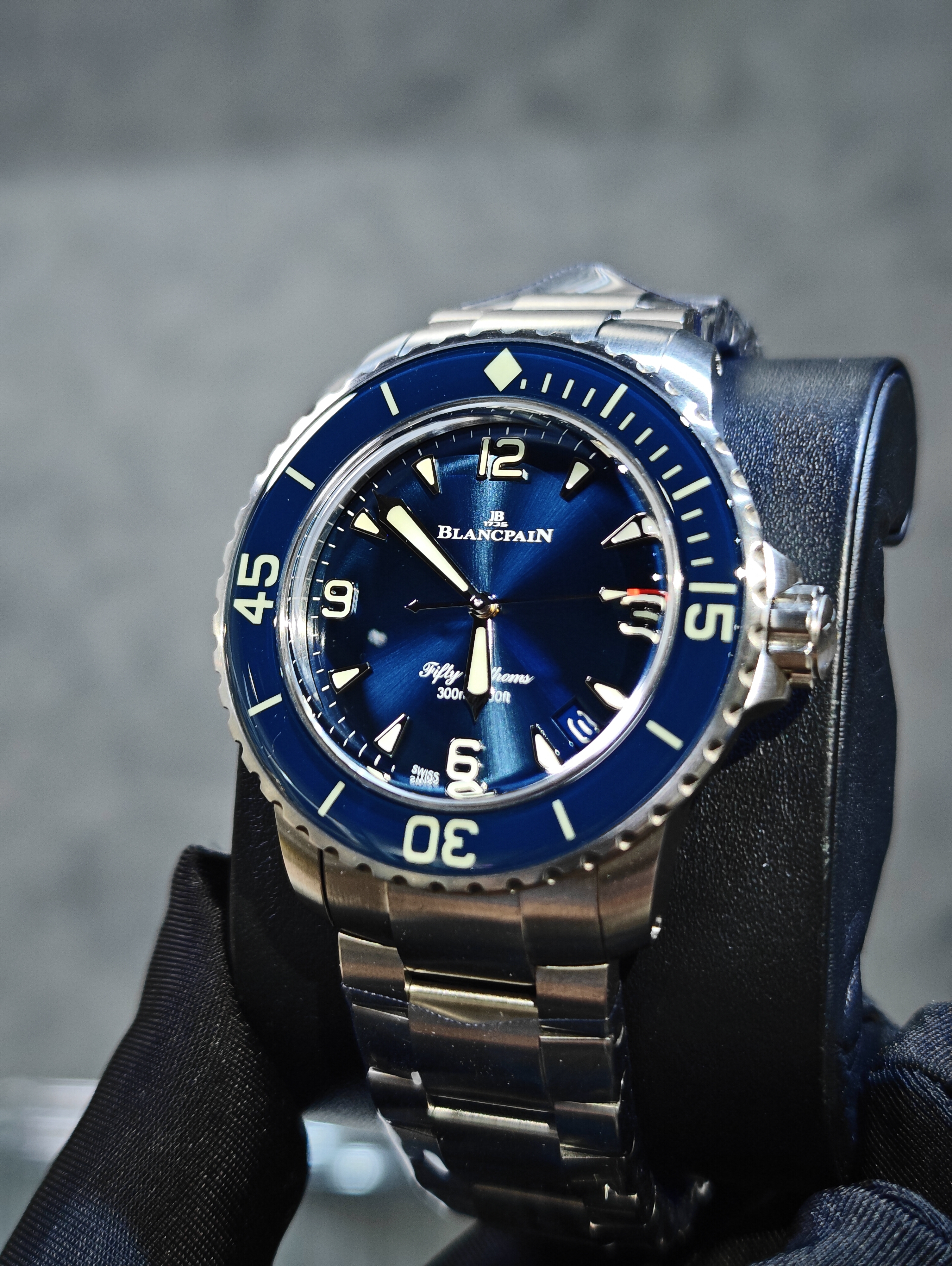 BRAND NEW BLANCPAIN FIFTY FATHOMS AUTOMATIQUE 5010-12B40-98S  BLUE DIAL 42MM