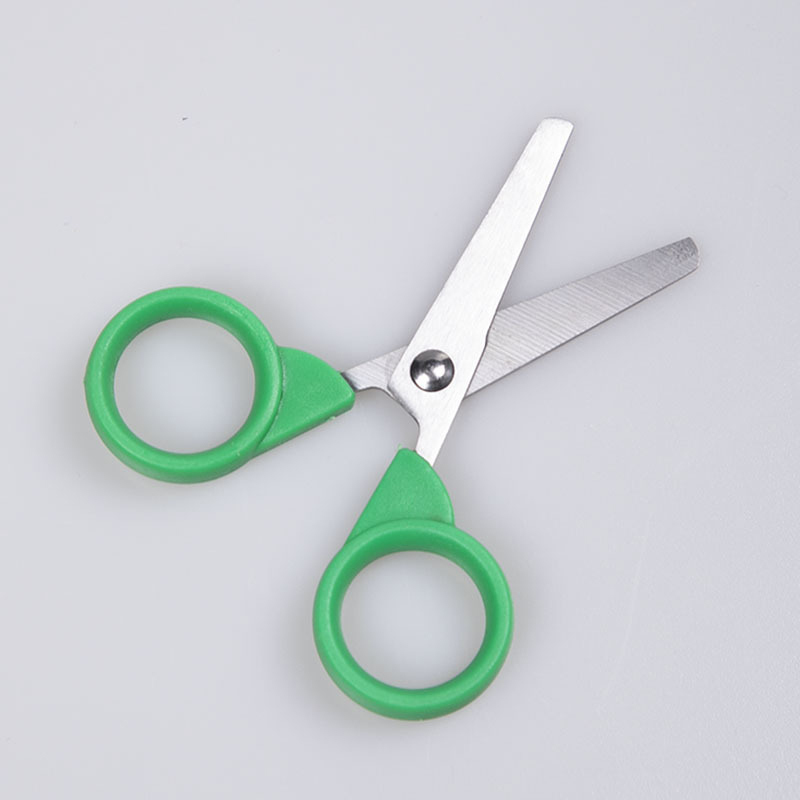 KOMEKI - Children's safety scissors, student handmade paper-cut cartoon with magnets, can be attached to the refrigerator | food scissors (KOMEKI series) A0223