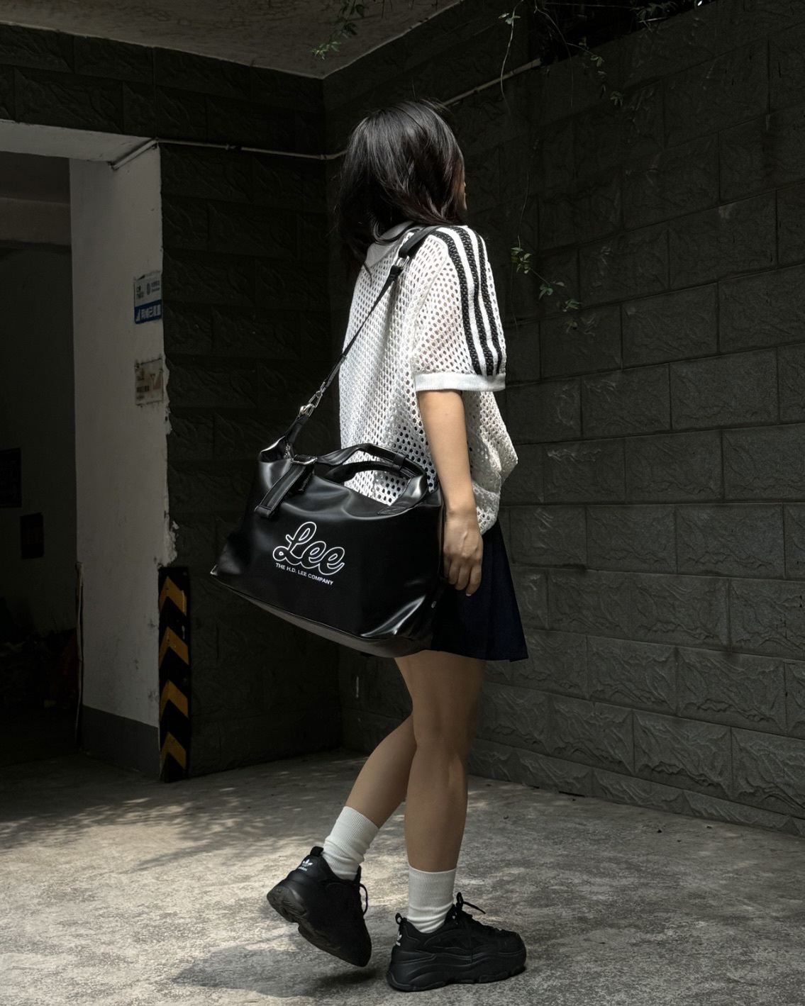 #預購 LEE 防潑水面料 皮革旅行袋 黑色