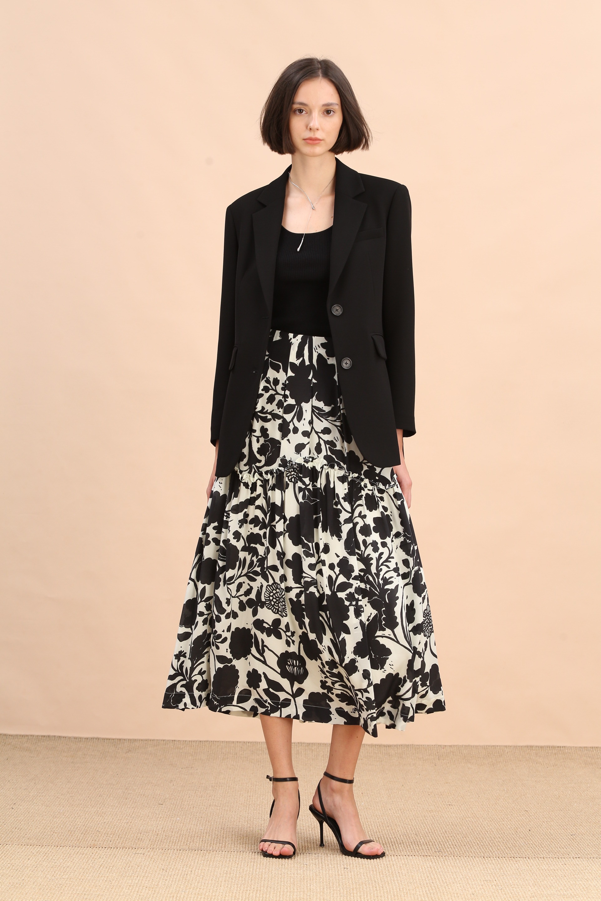 BE10107C1 盛夏剪影長裙