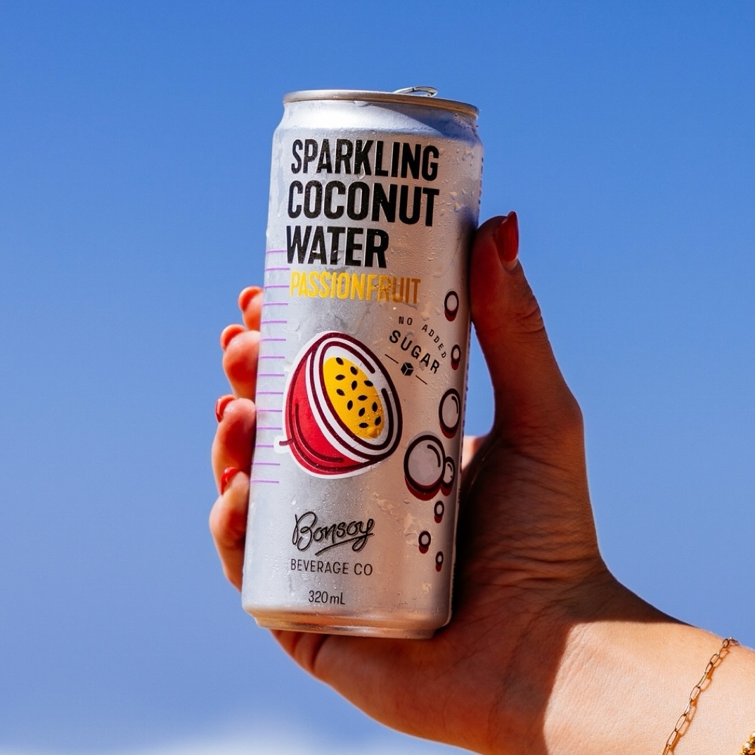 Bonsoy 天然氣泡椰子水 熱情果味320ml