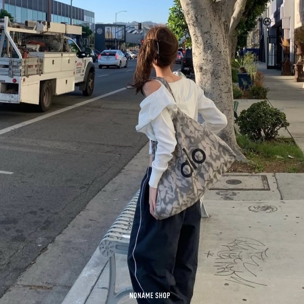 ALO YOGA JISOO代言 渲染 印花 大容量 托特包 灰色
