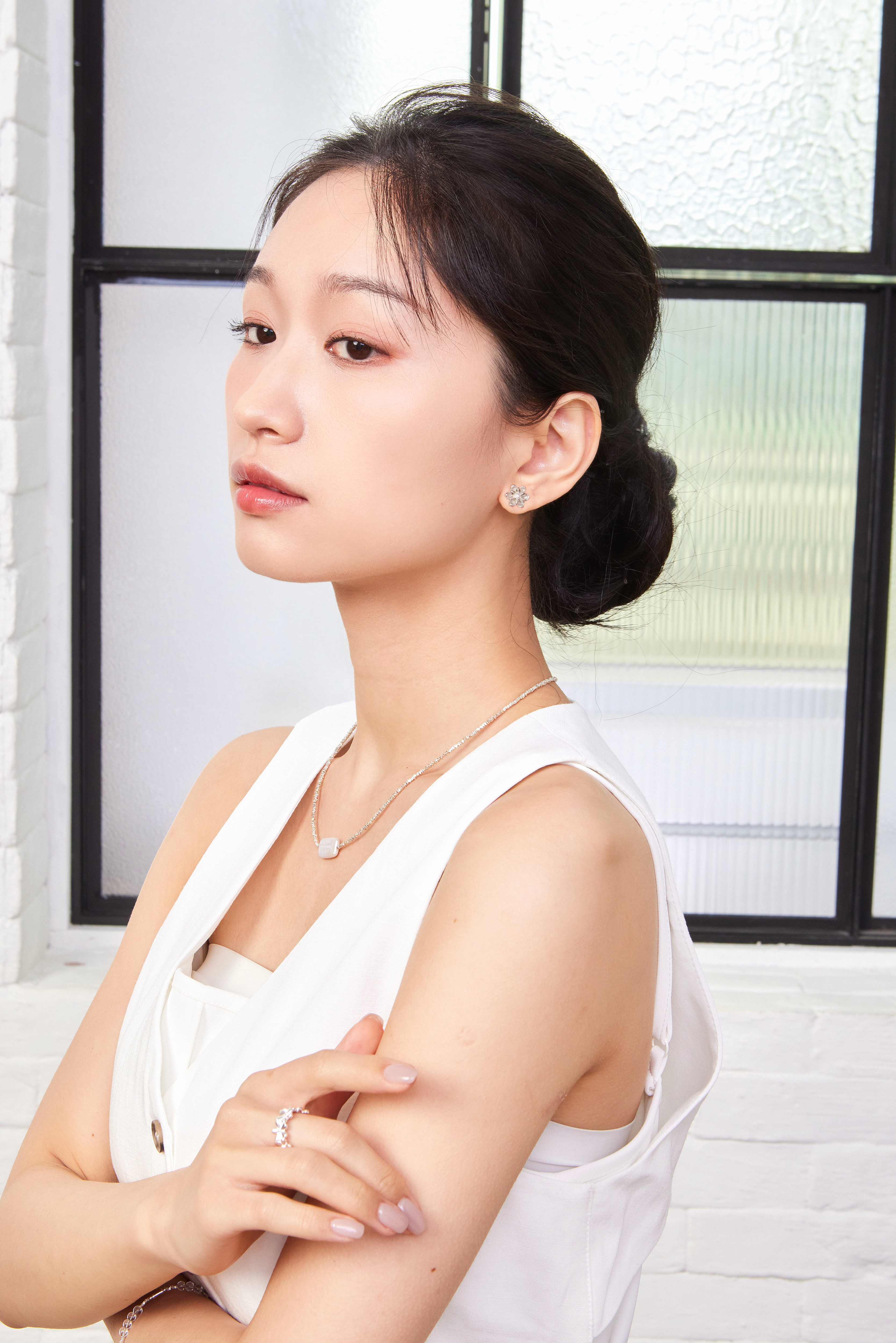 E2074  |  純銀花朵耳環