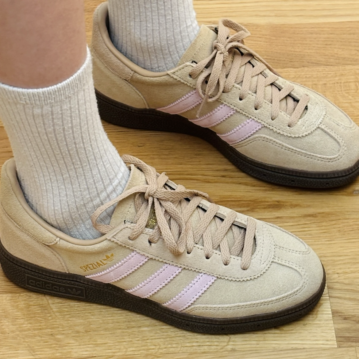 Adidas Handball Spezial 卡其粉 奶茶棕 麂皮 復古 焦糖底 德訓鞋