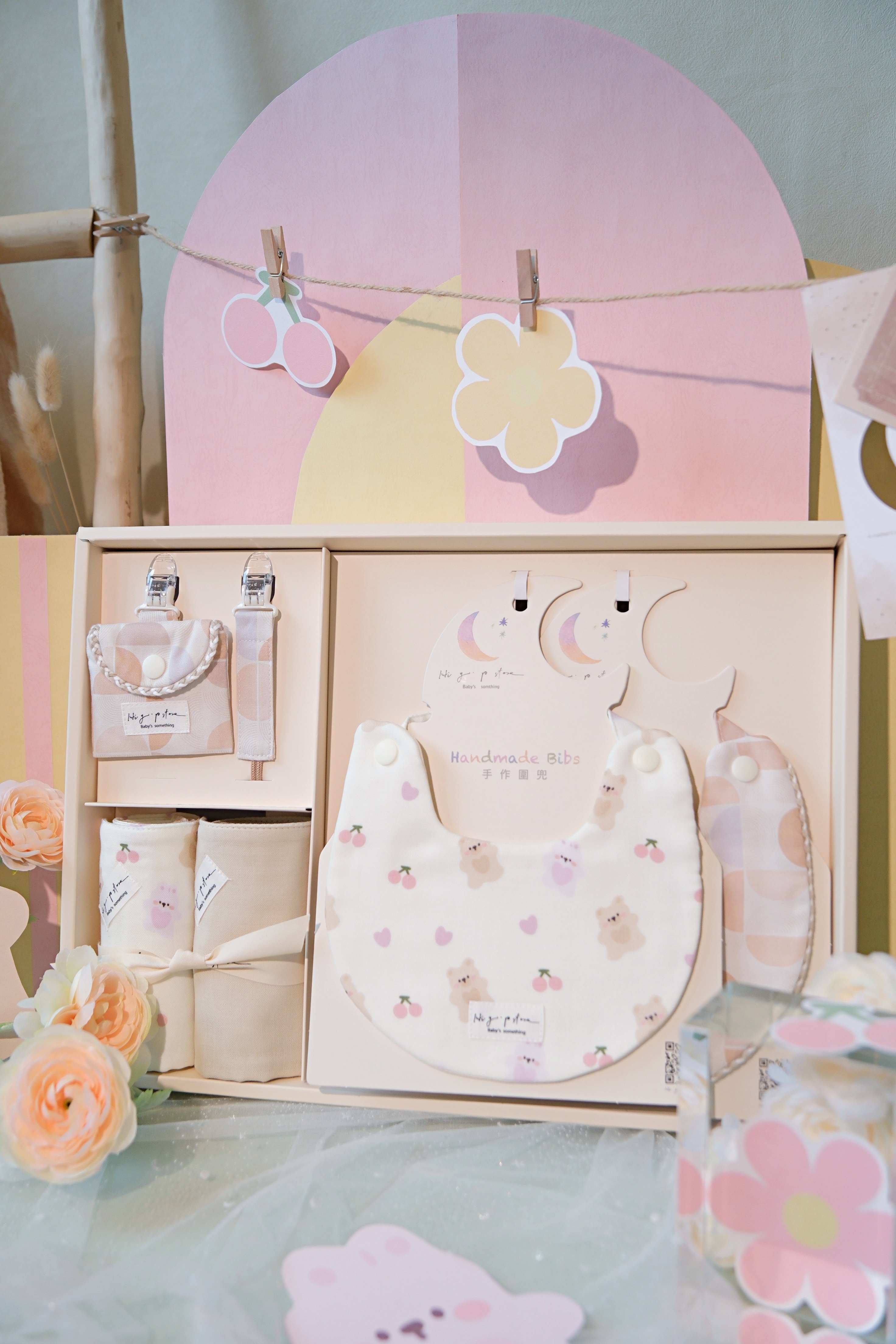 Hi Y.P store-彌月禮盒澎湃組-獨家設計-軟糖熊兔